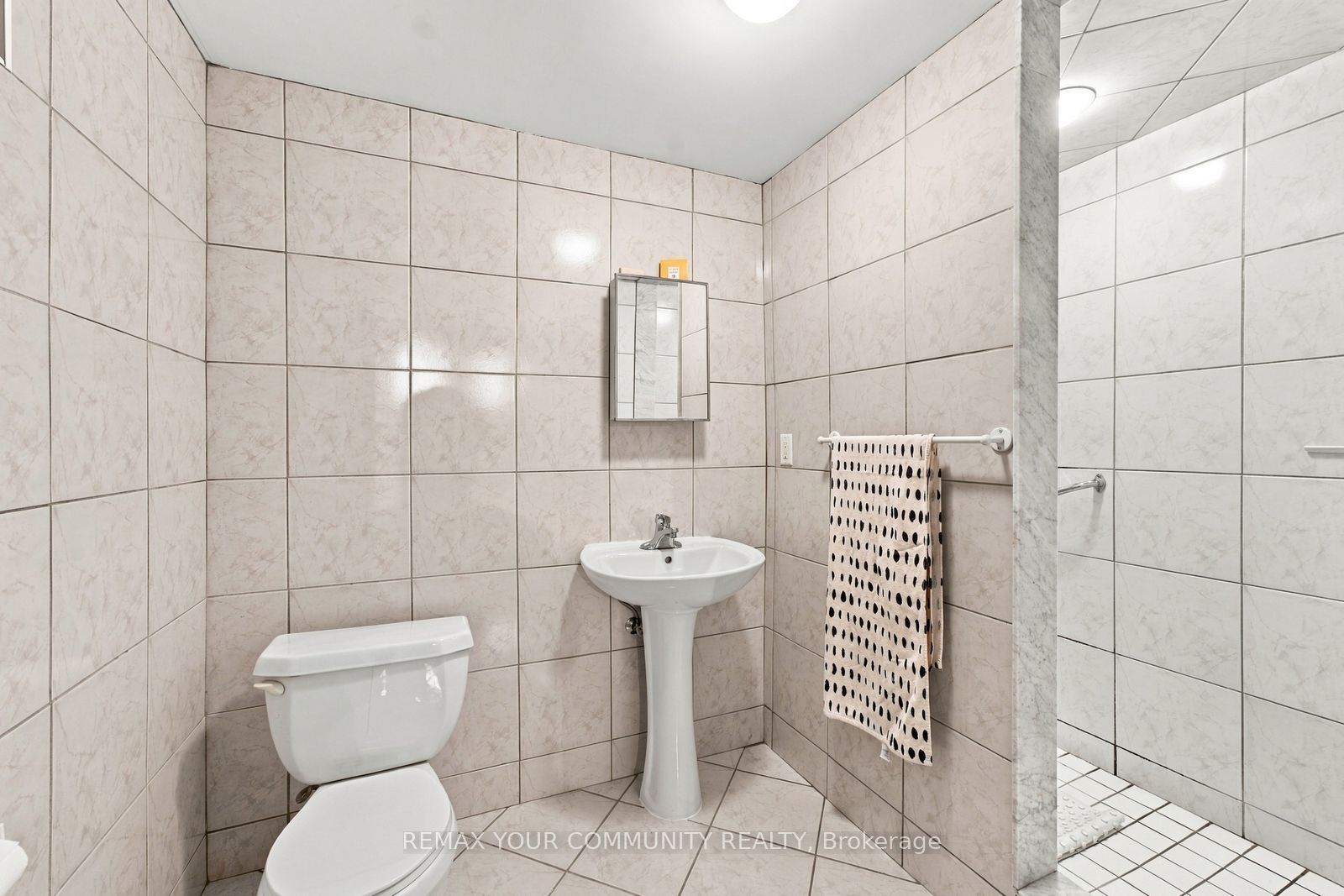 49 Trevor Street Property Photo 38