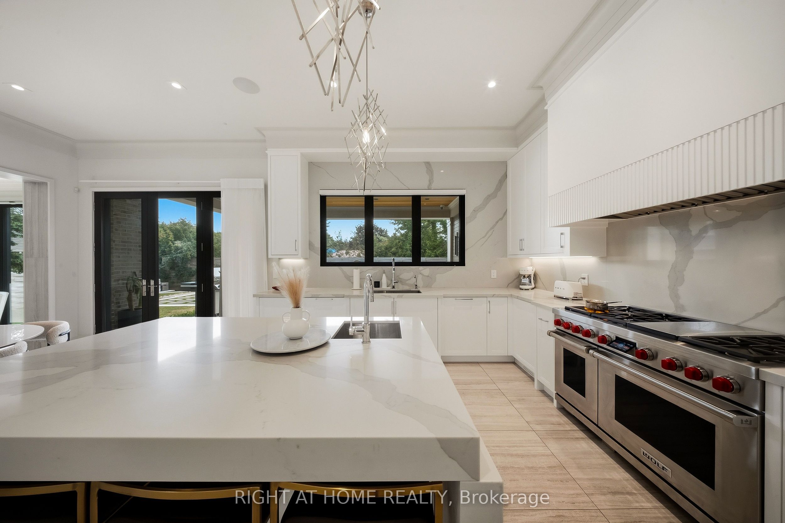 125 Clearview Heights Property Photo 14