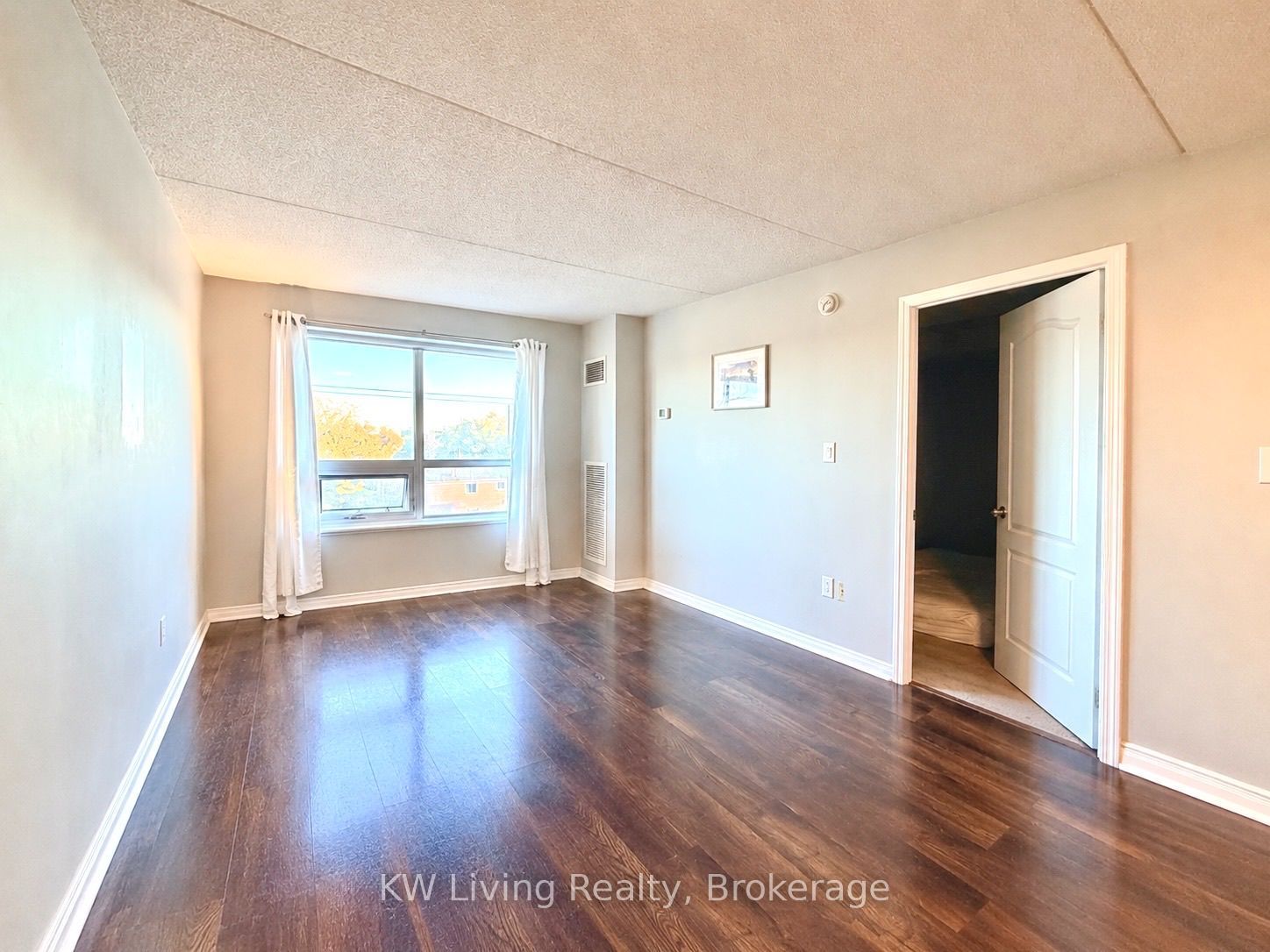 4600 Steeles Avenue E 505 Property Photo 4
