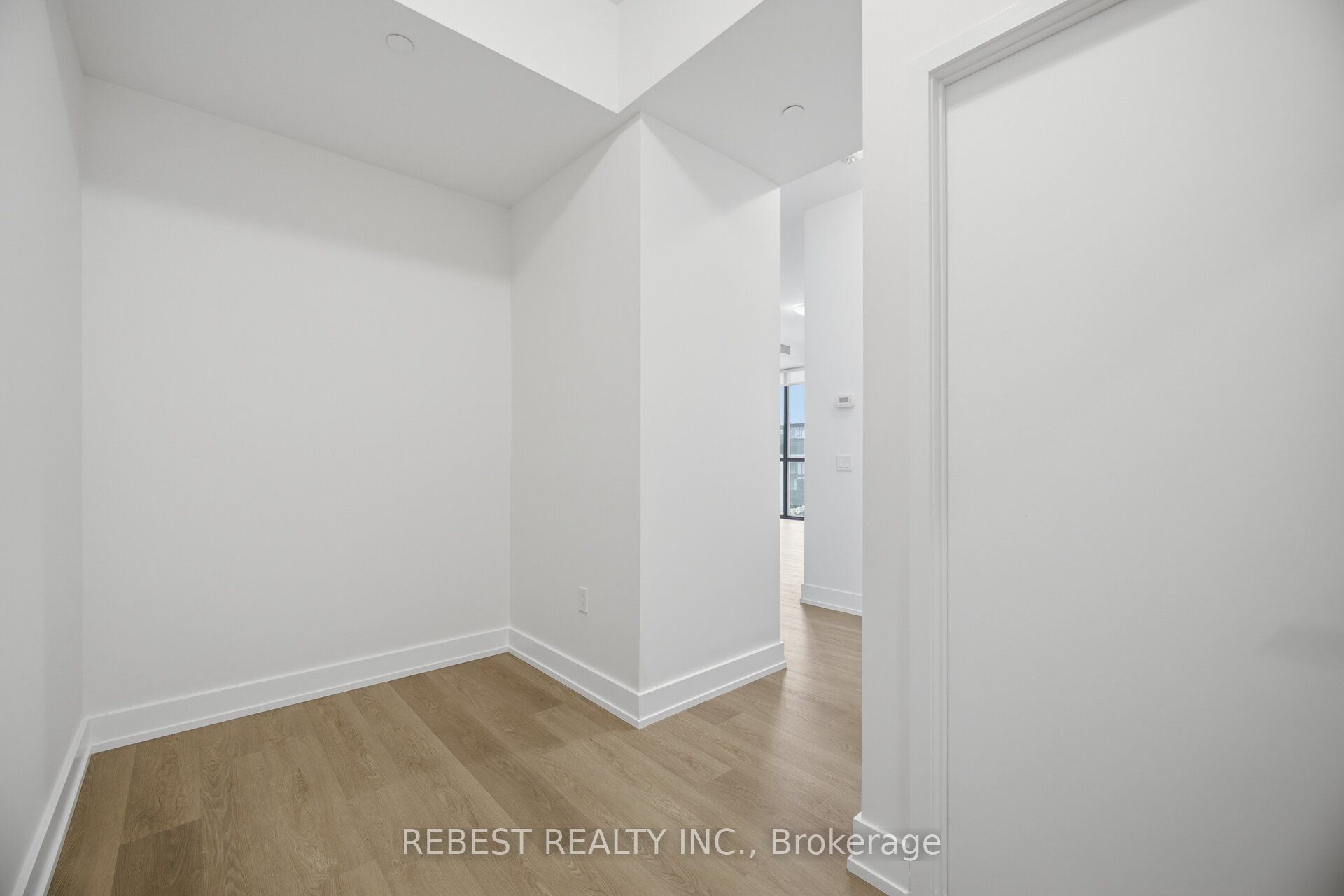 2916 Highway 7 Road 502 Property Photo 6