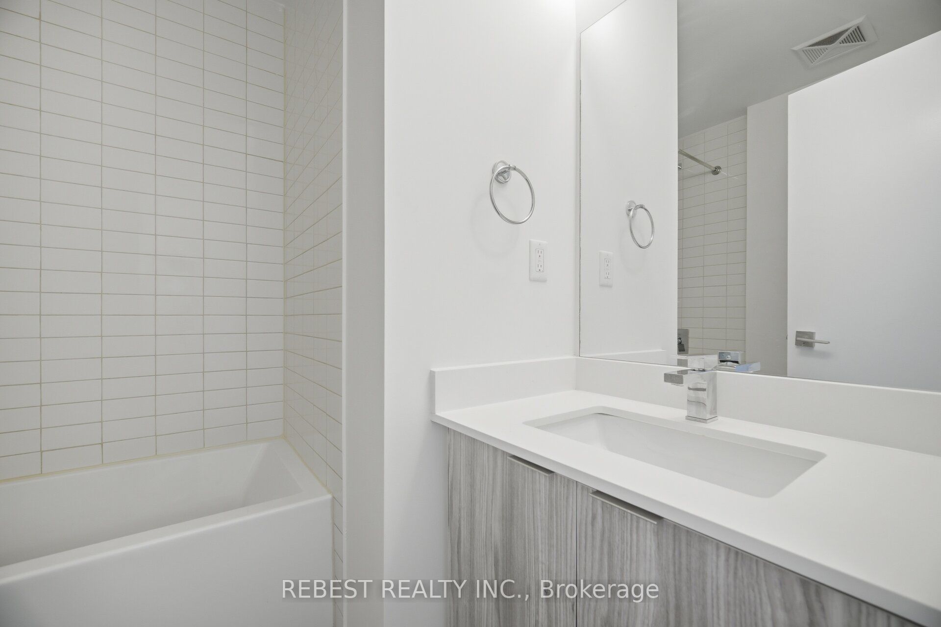 2916 Highway 7 Road 502 Property Photo 18