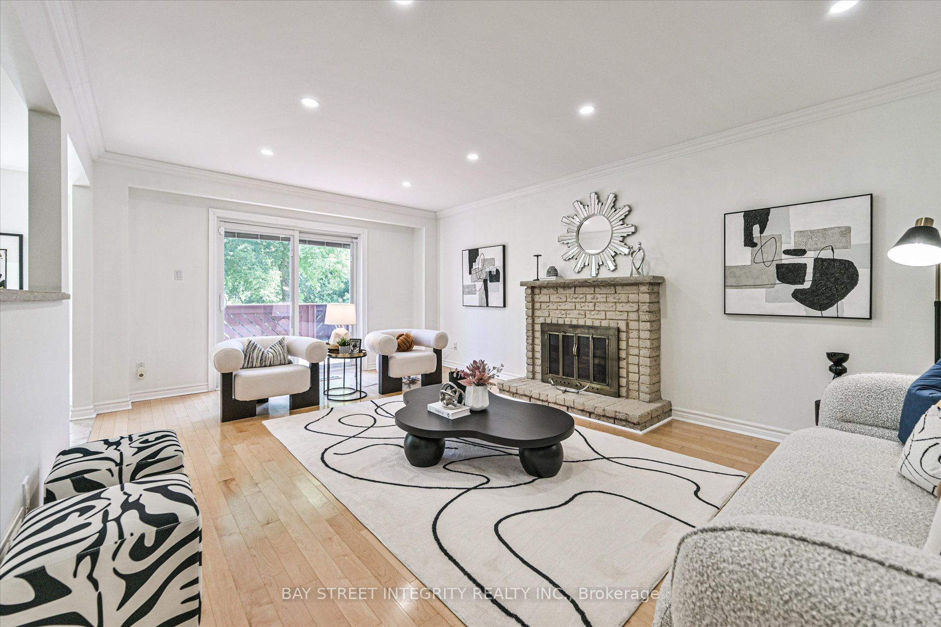 151 Old Surrey Lane Property Photo 16