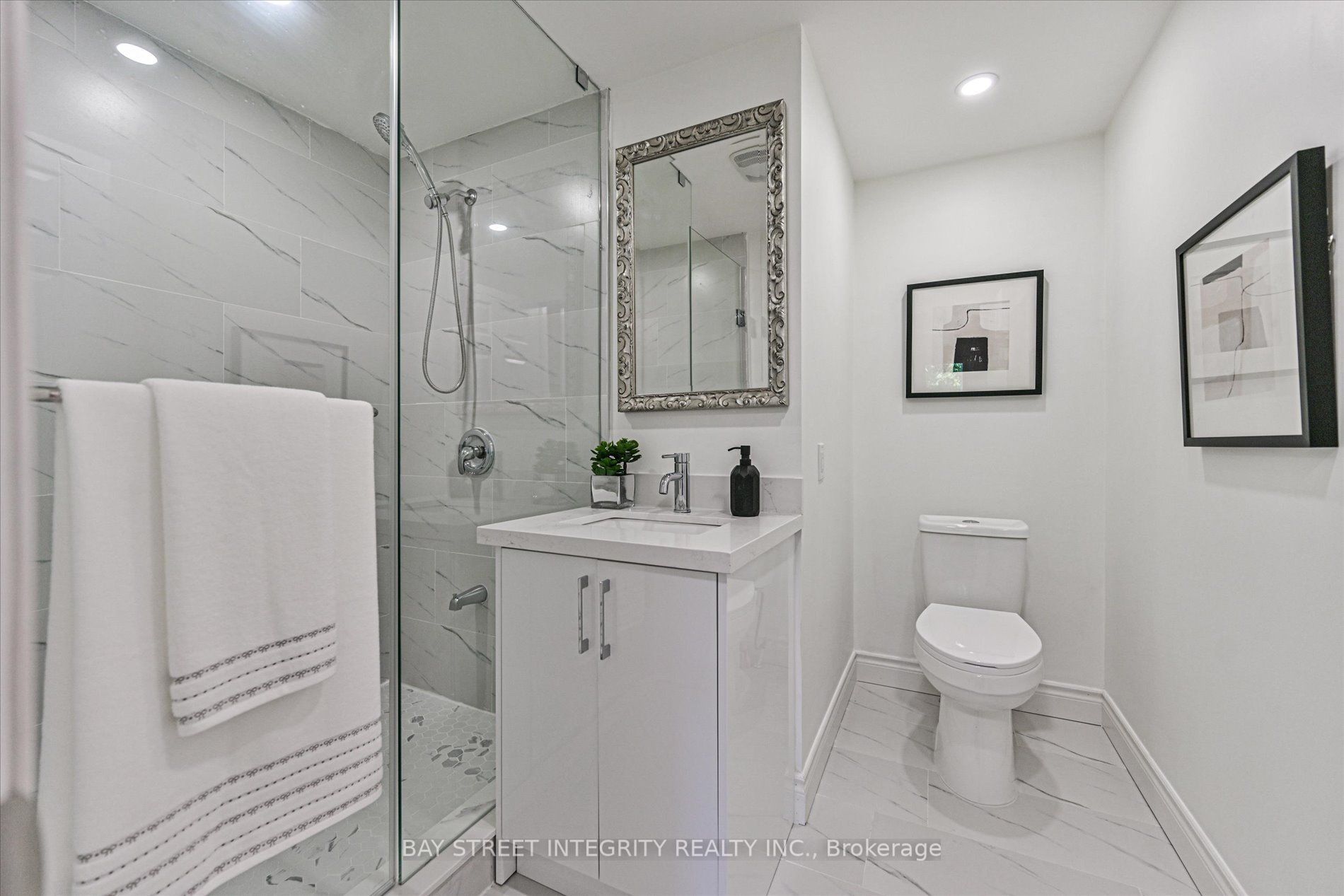 151 Old Surrey Lane Property Photo 30