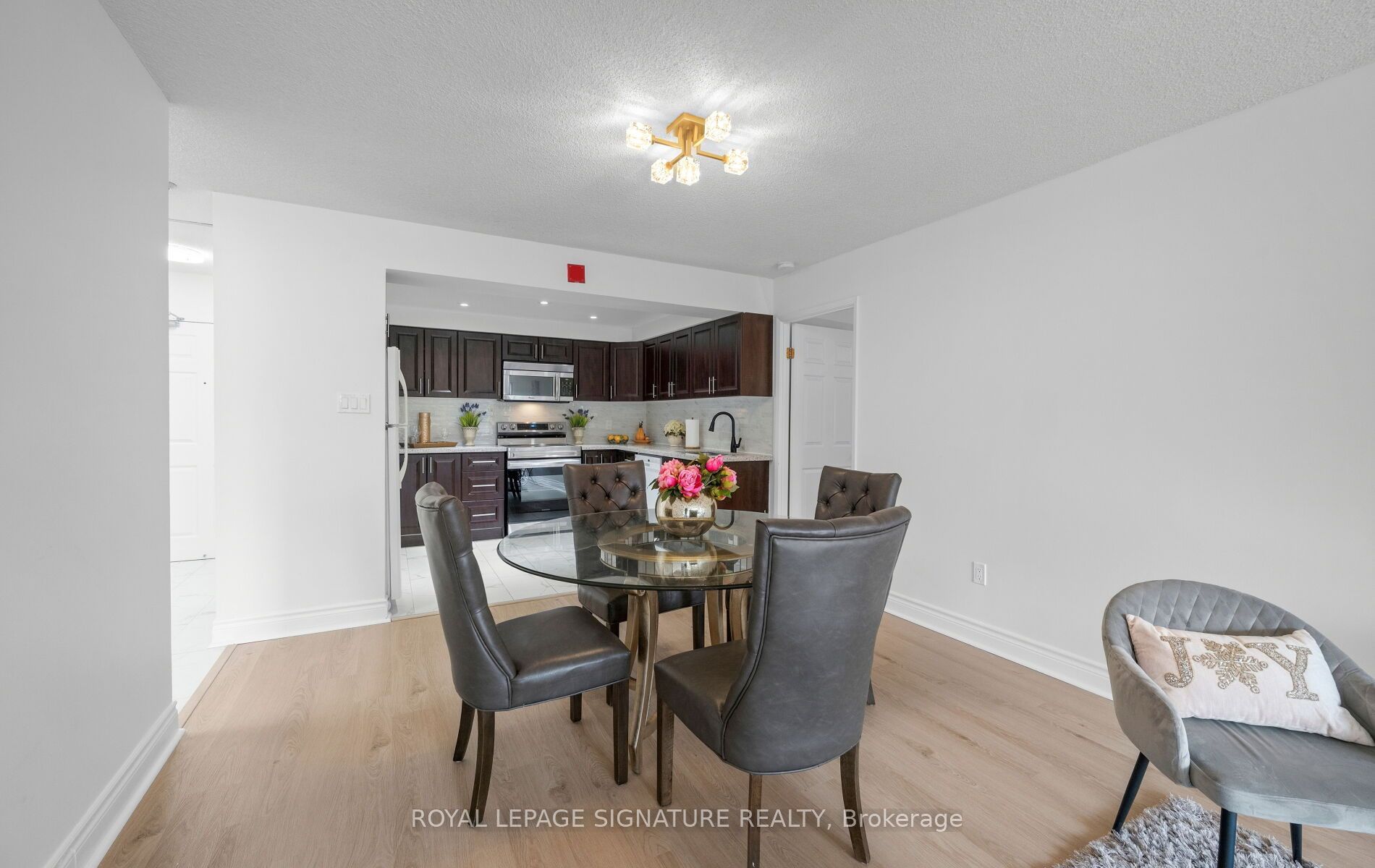 175 Cedar Avenue 202 Property Photo 10