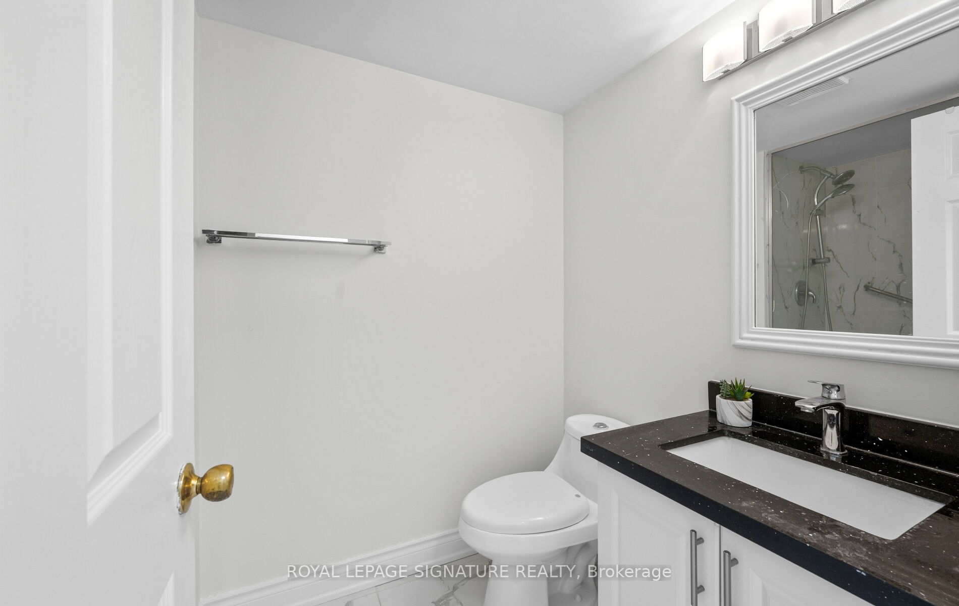 175 Cedar Avenue 202 Property Photo 16