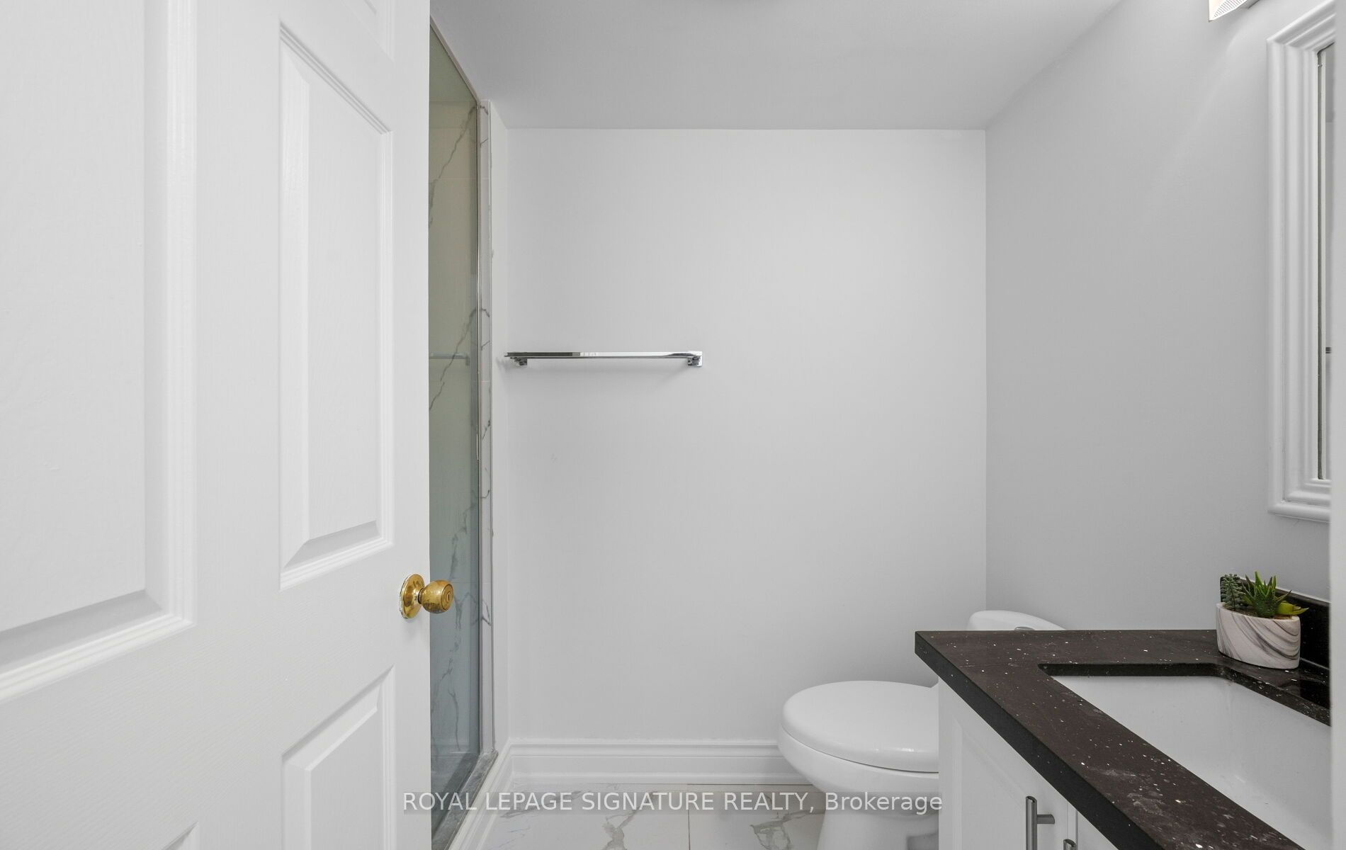175 Cedar Avenue 202 Property Photo 17
