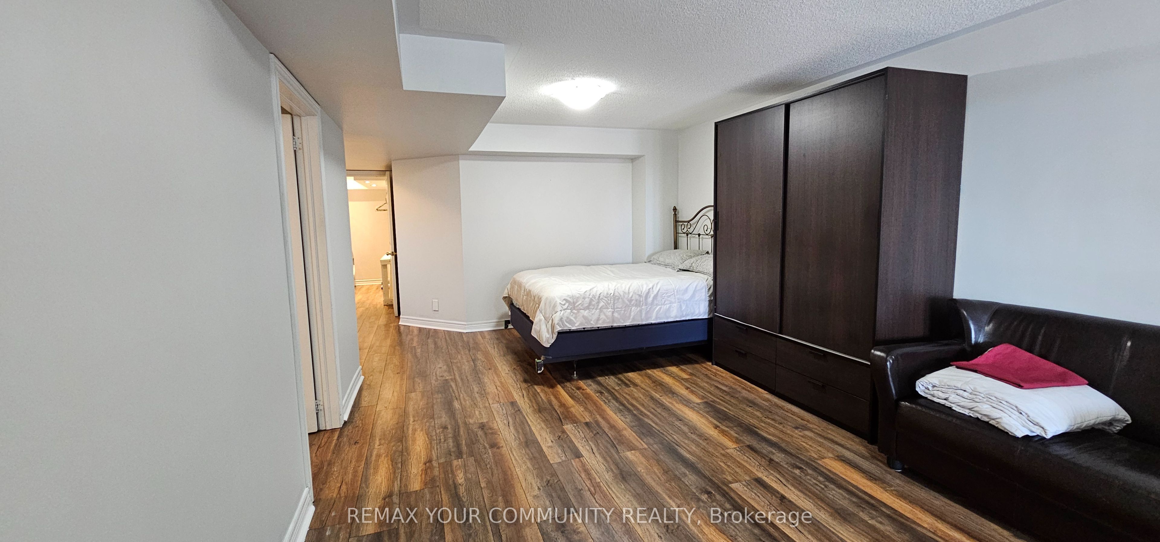 46 Courtland Crescent Property Photo 11