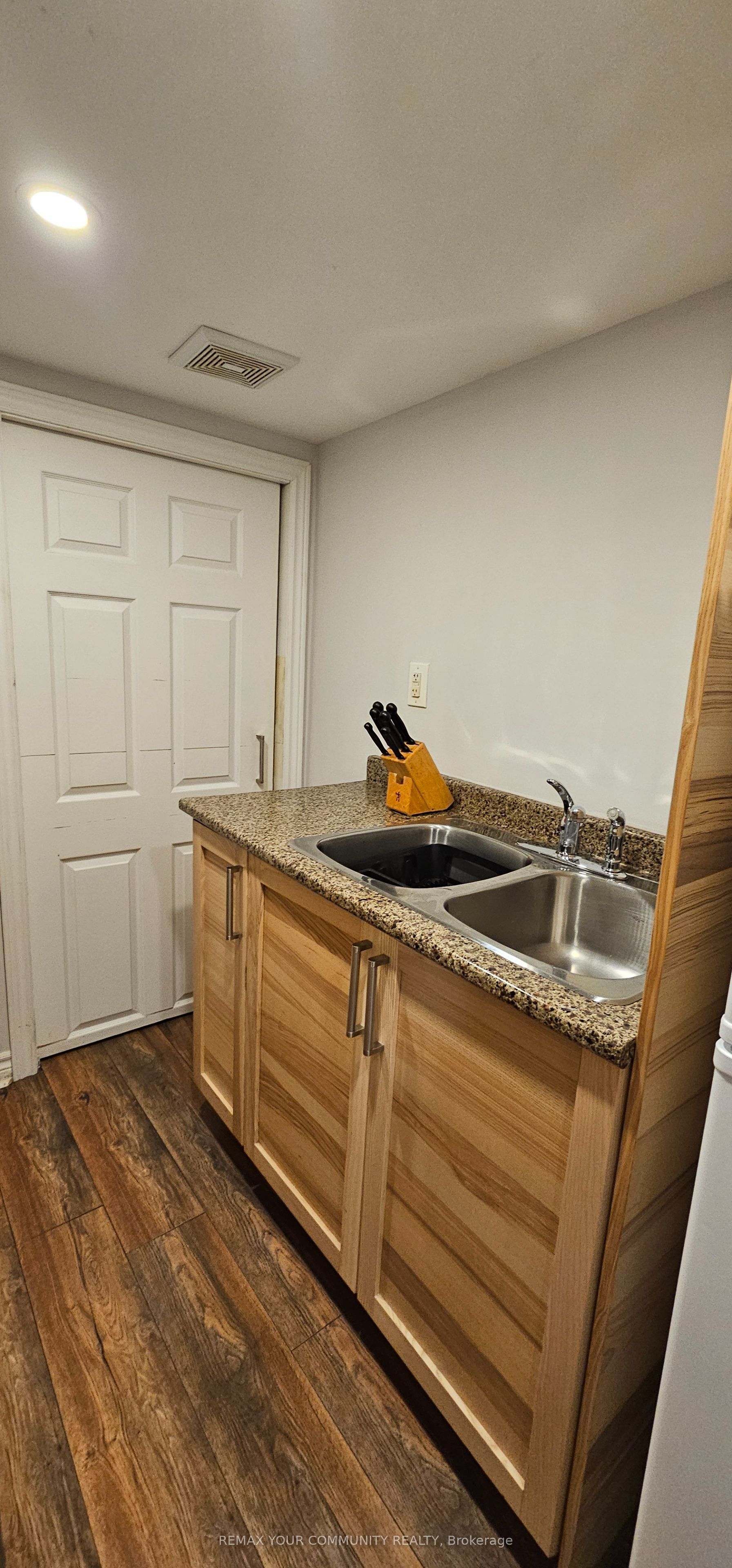 46 Courtland Crescent Property Photo 14