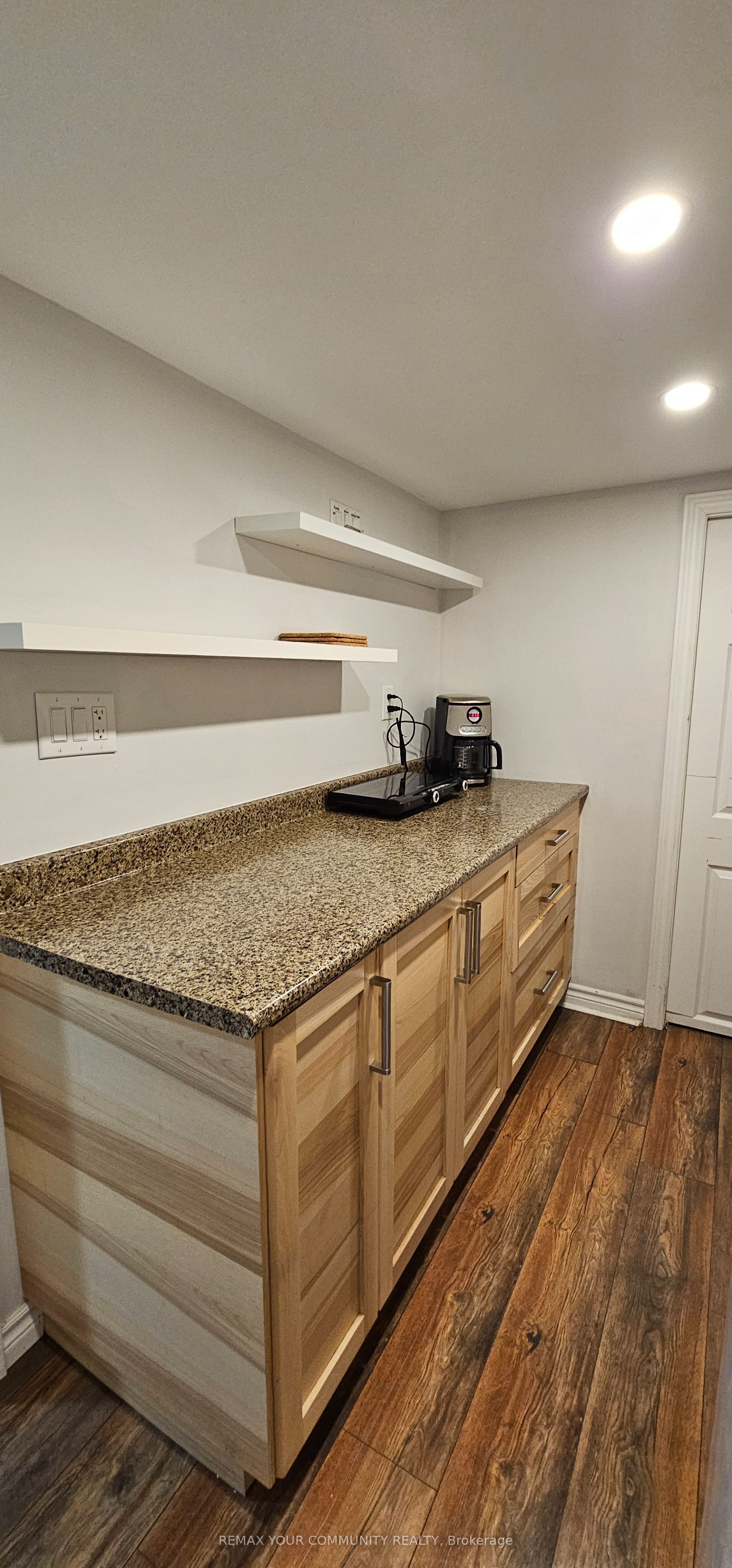 46 Courtland Crescent Property Photo 16