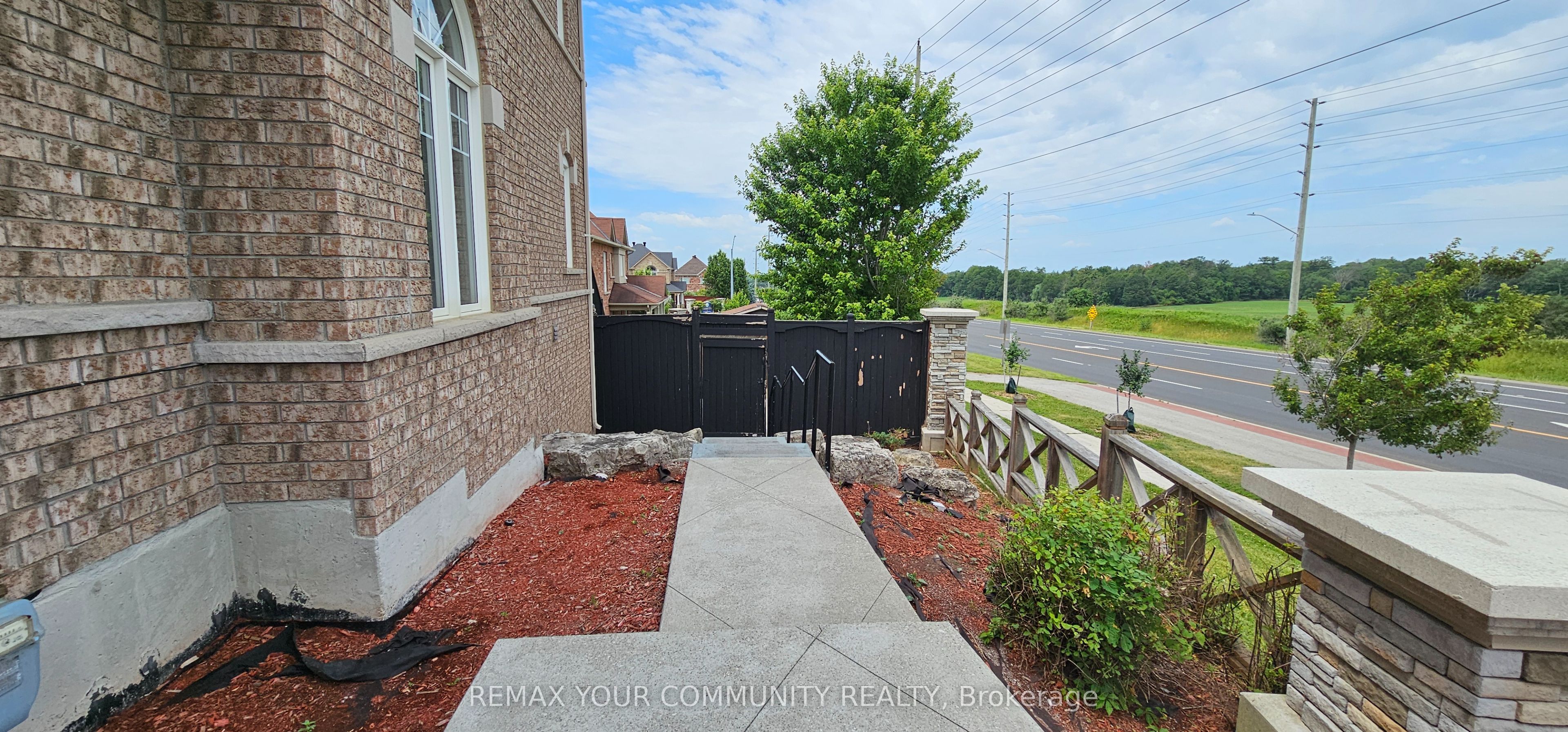 46 Courtland Crescent Property Photo 18
