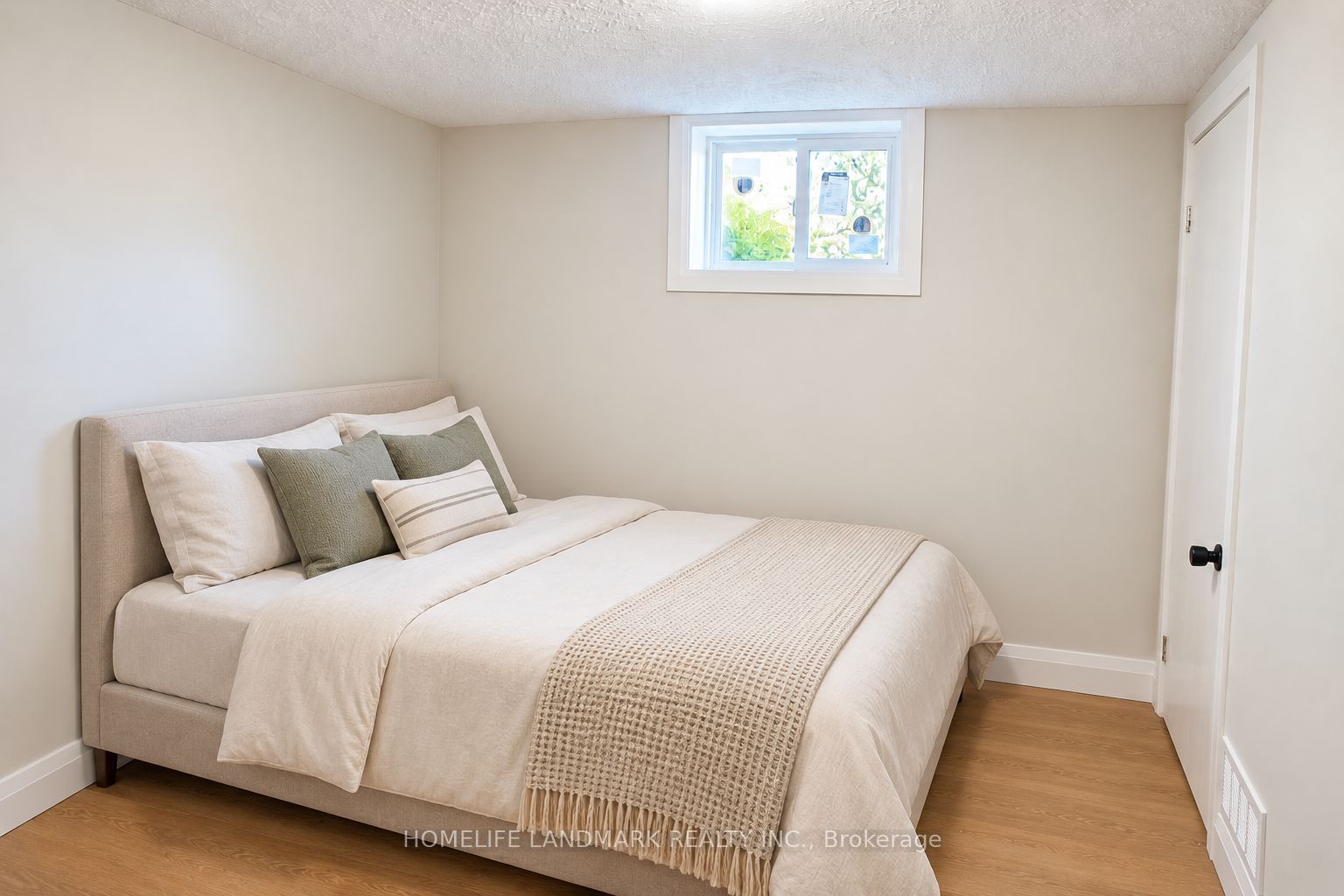 136 Grandview Avenue Property Photo 23