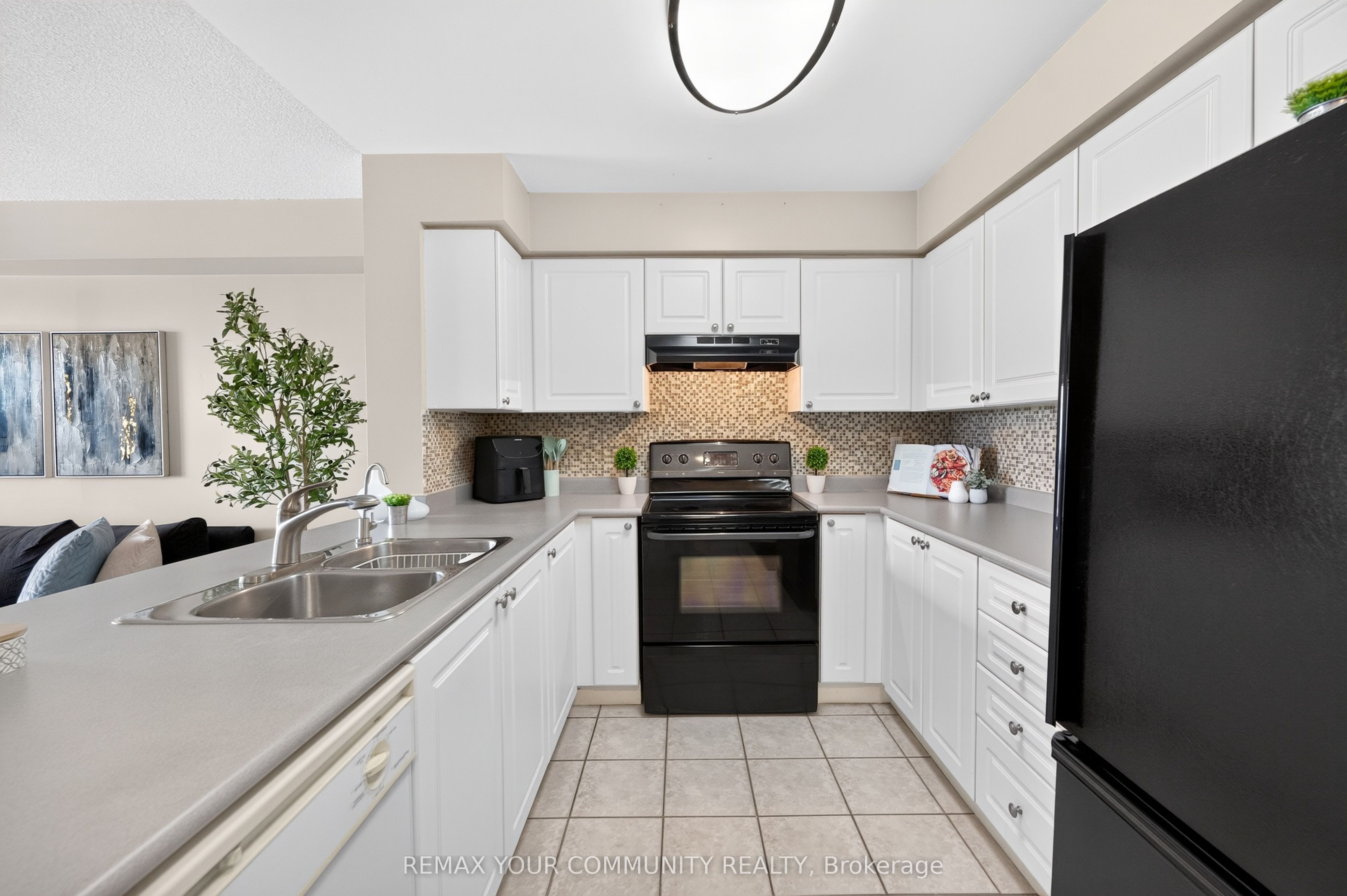 3 Ellesmere Street 721 Property Photo 17