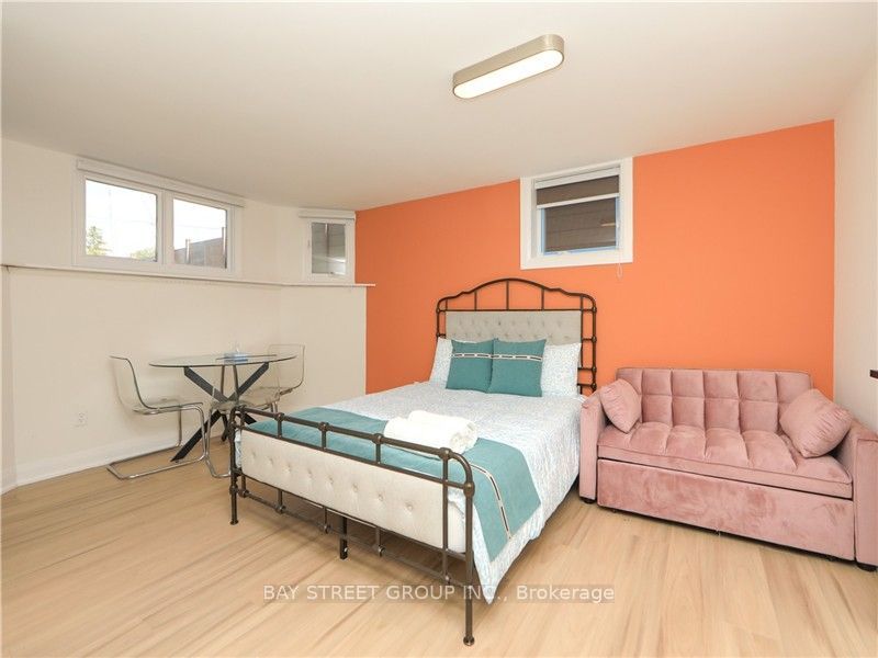 526 Lake Dr S Drive Property Photo 12