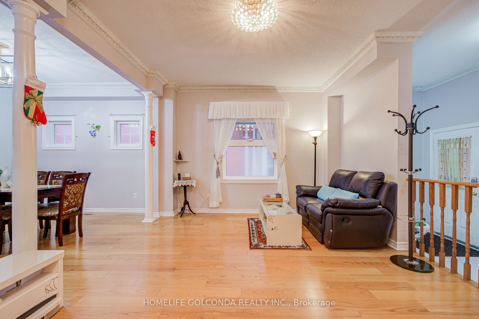 25 Eastpine Drive Property Photo 5