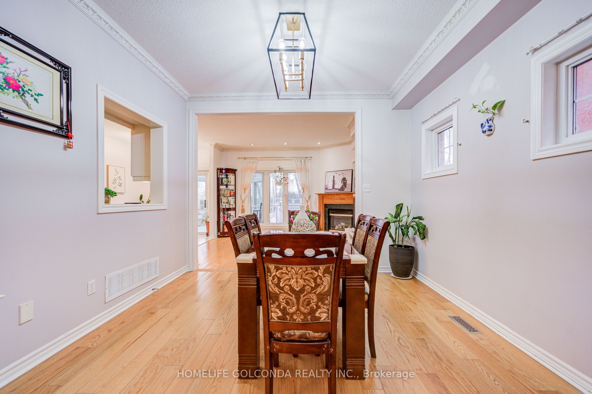25 Eastpine Drive Property Photo 6