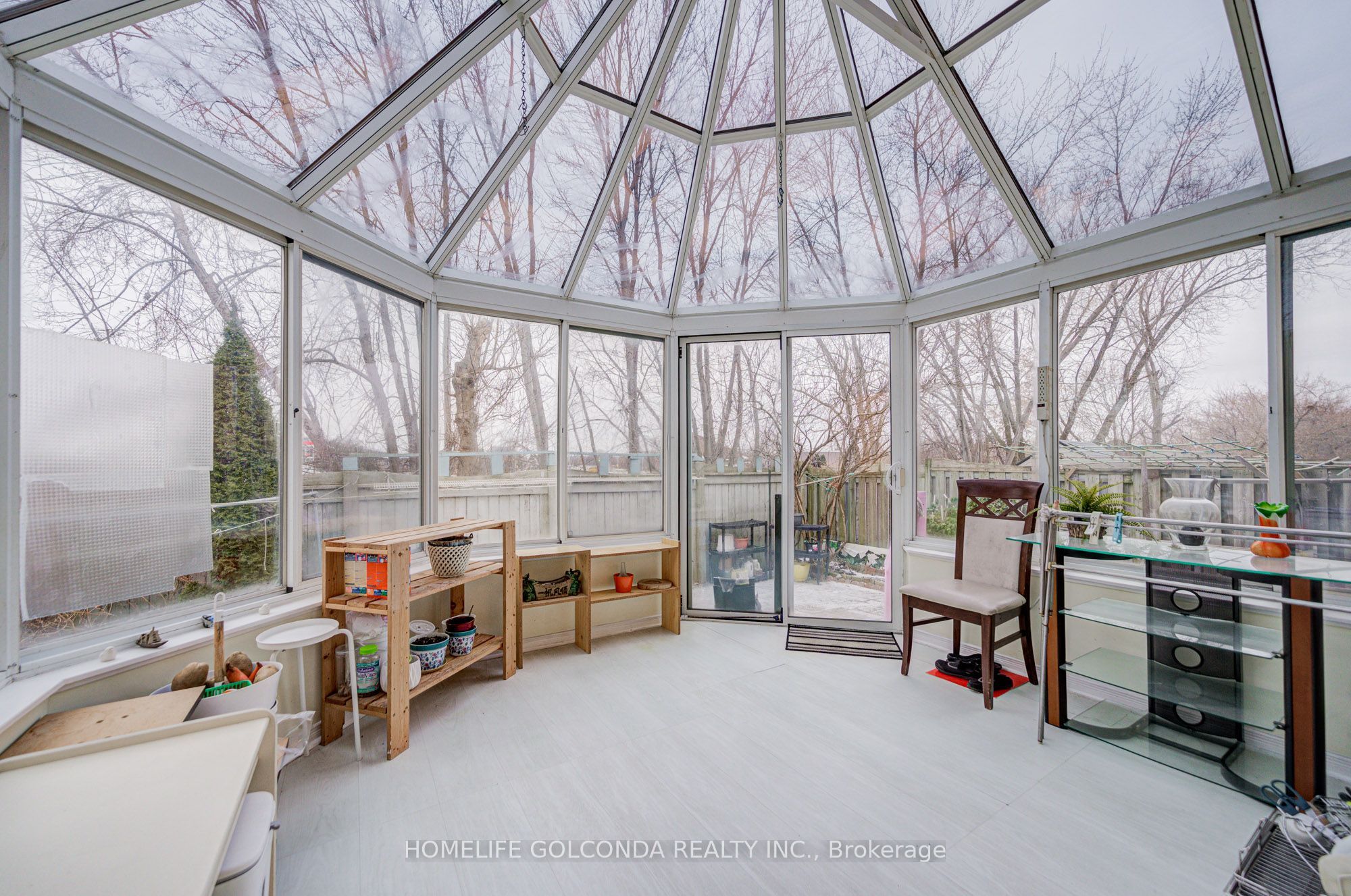 25 Eastpine Drive Property Photo 15
