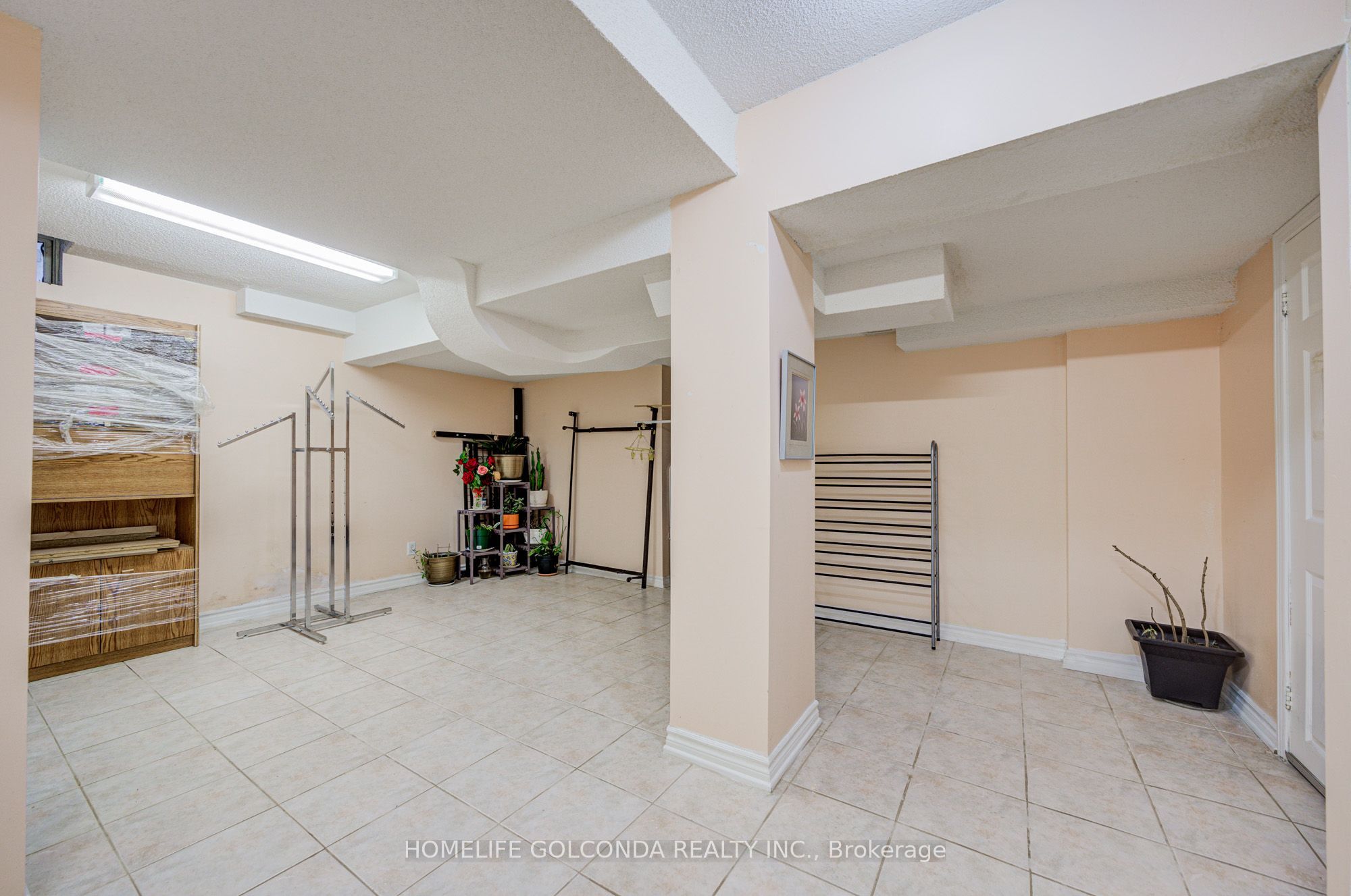 25 Eastpine Drive Property Photo 32