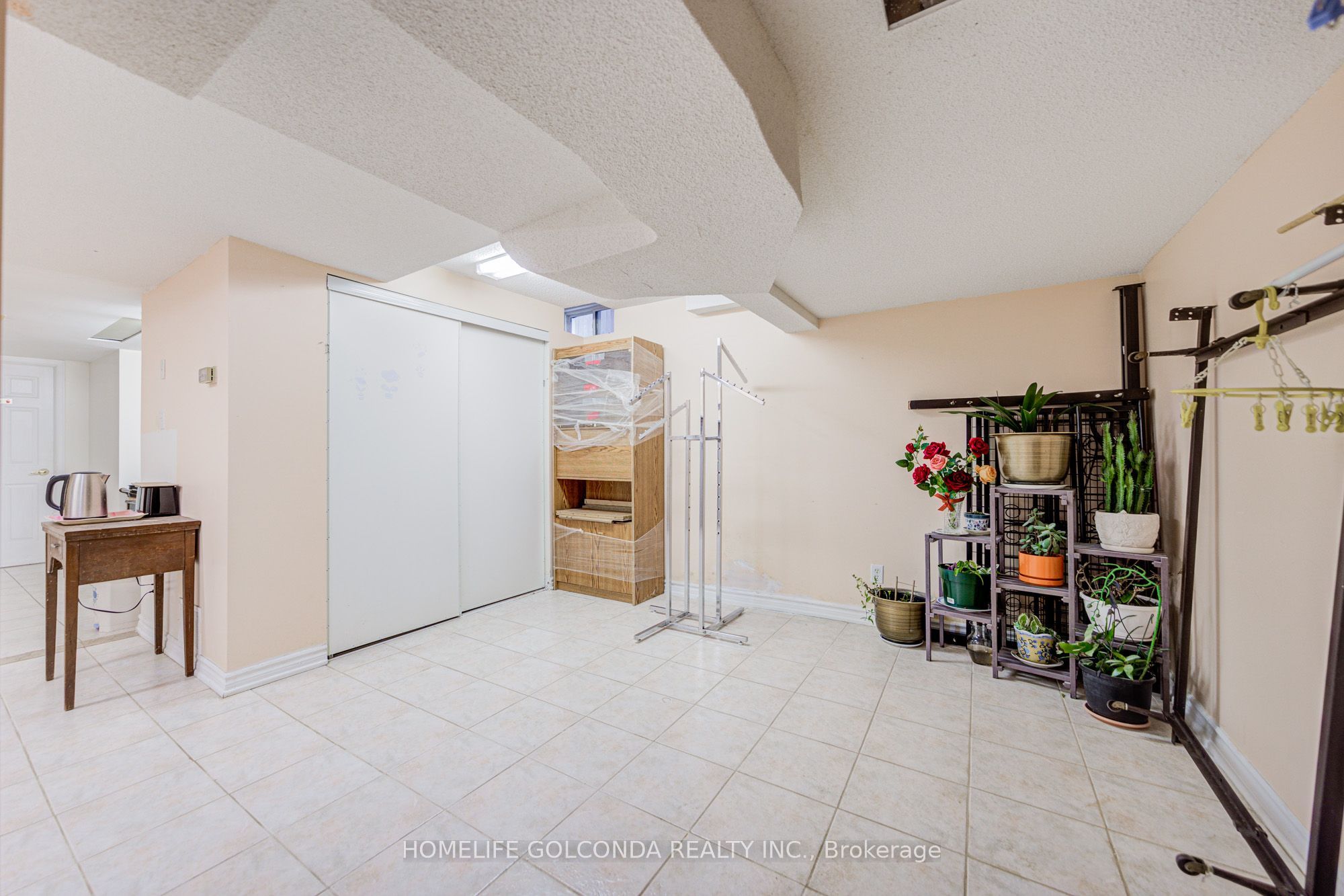 25 Eastpine Drive Property Photo 33