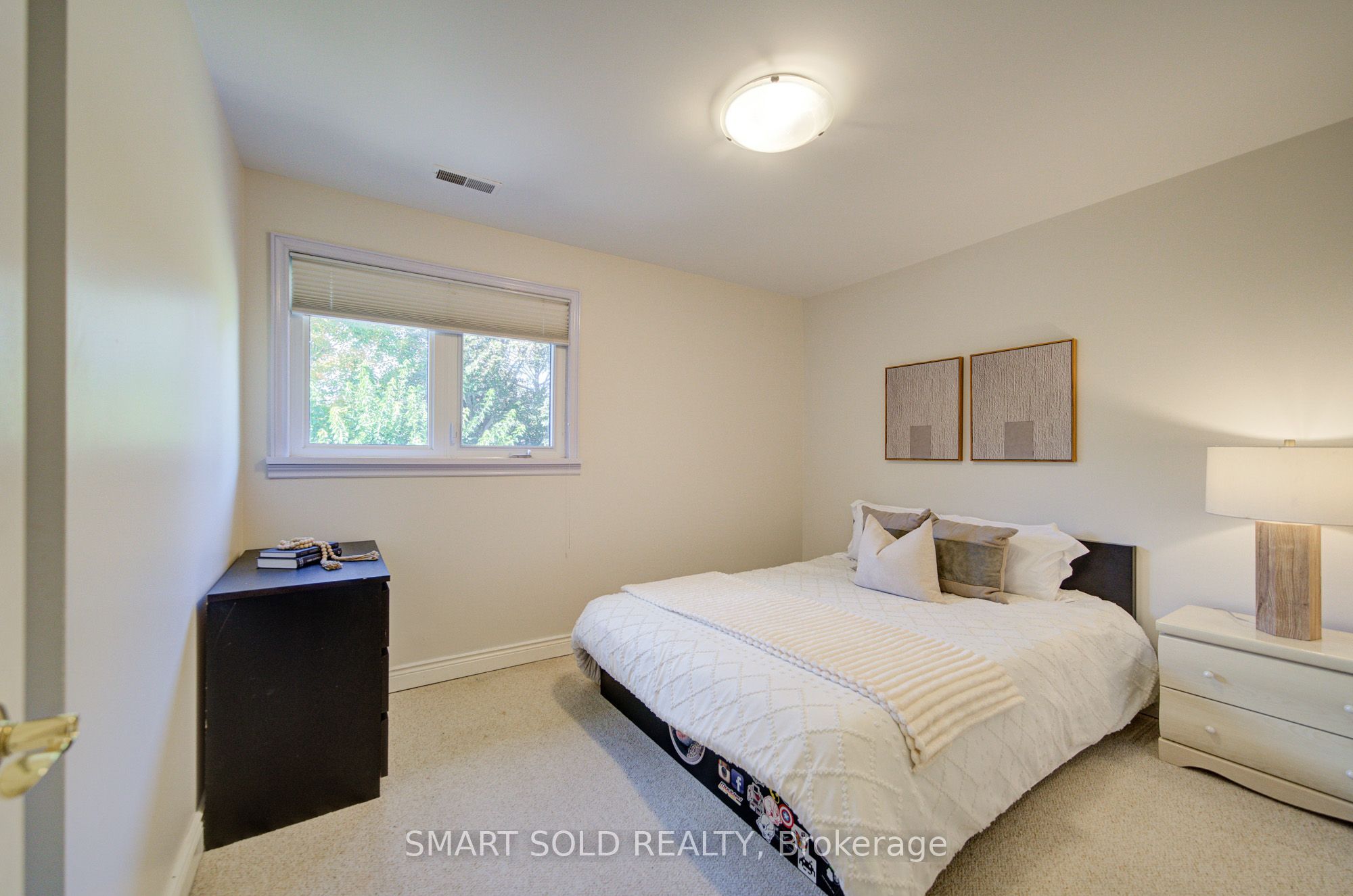24 Hamilton Hall Drive Property Photo 21