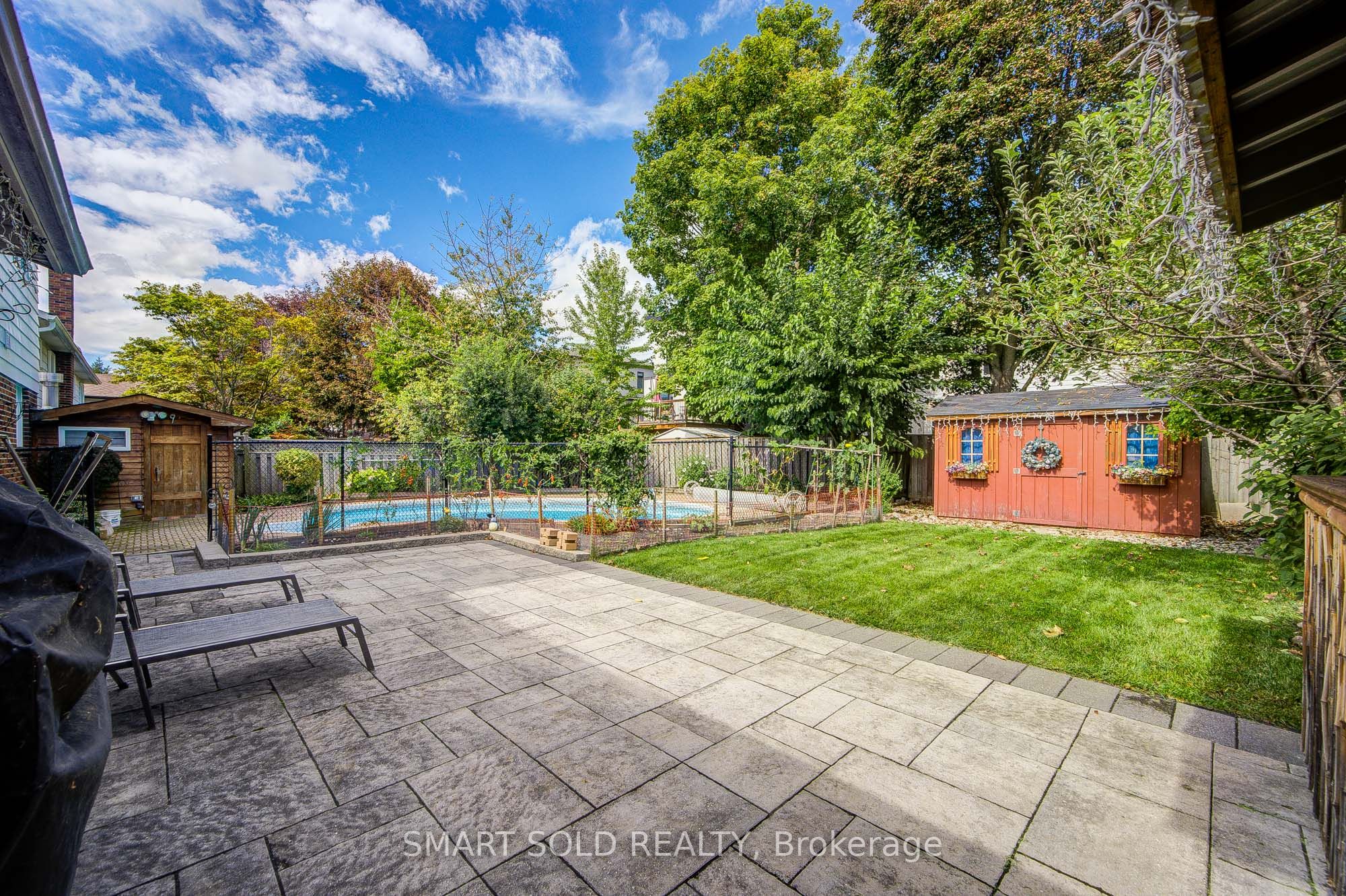 24 Hamilton Hall Drive Property Photo 30