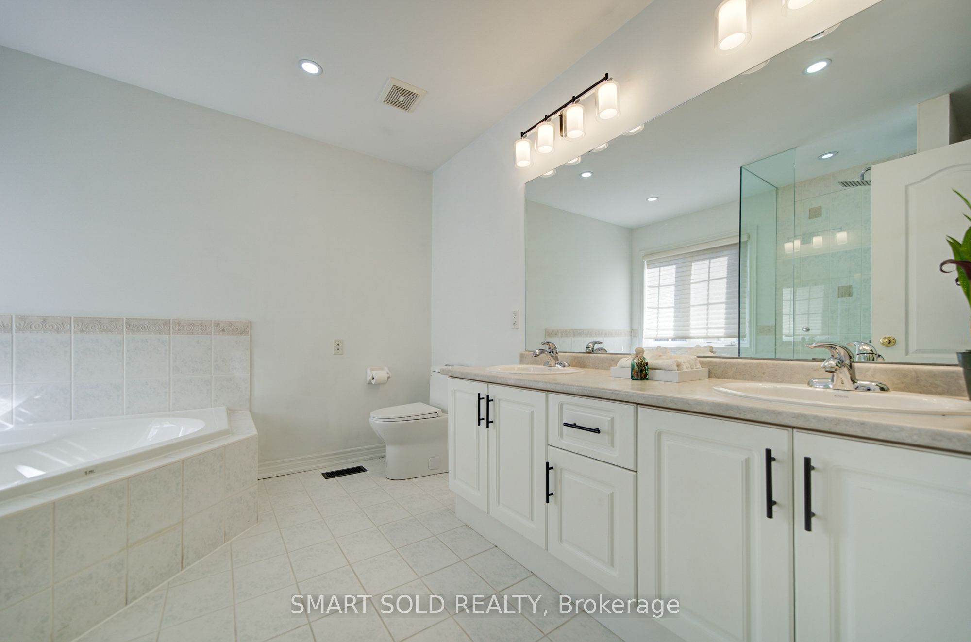 14 Giordano Way Property Photo 28