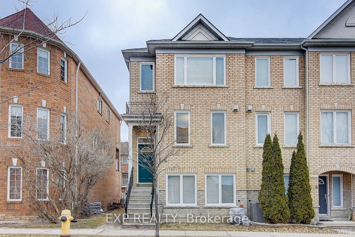 136 Galleria Pkwy Property Photo 1