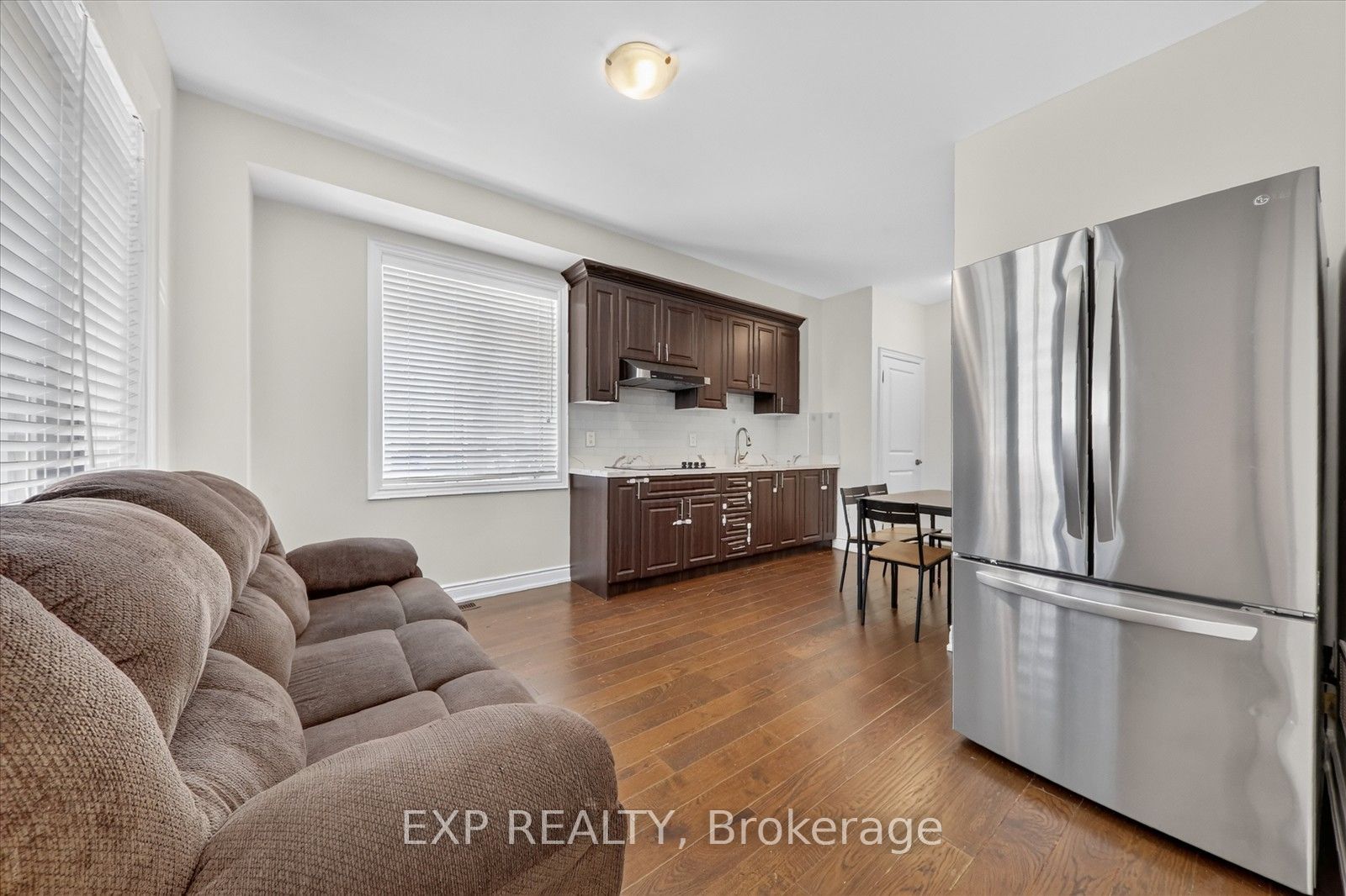 18 Ingleside Street Property Photo 11
