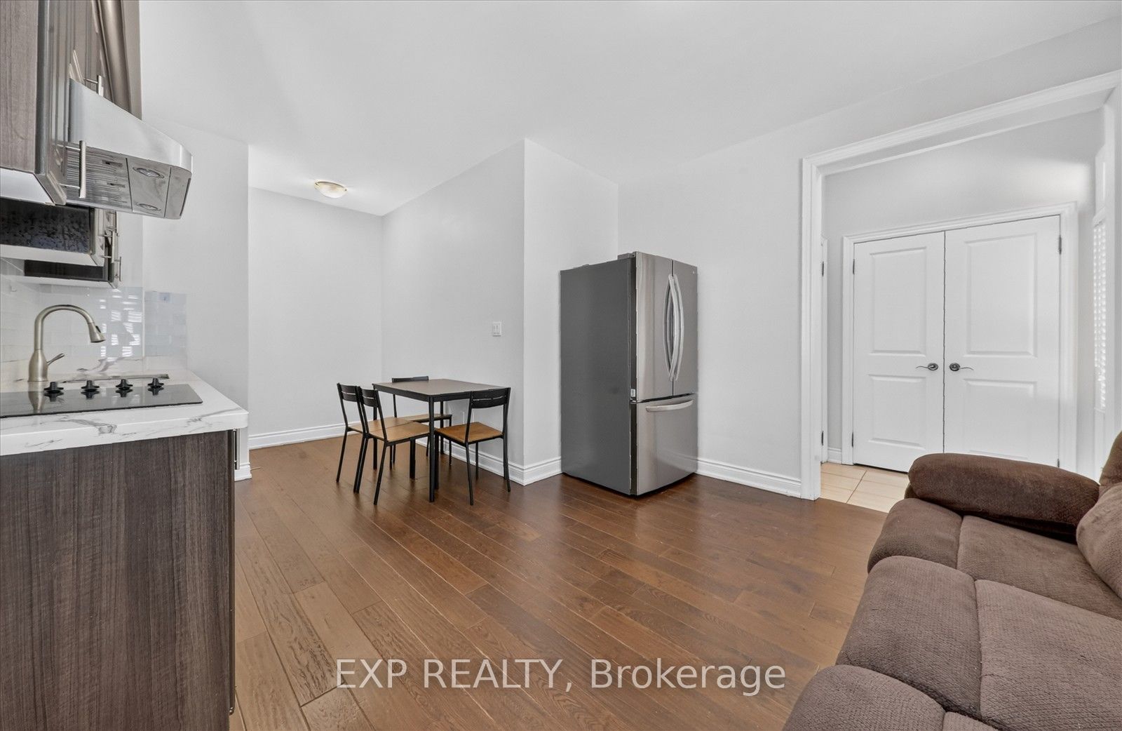 18 Ingleside Street Property Photo 17