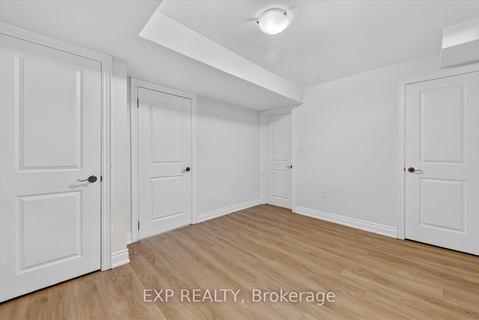 18 Ingleside Street Property Photo 27