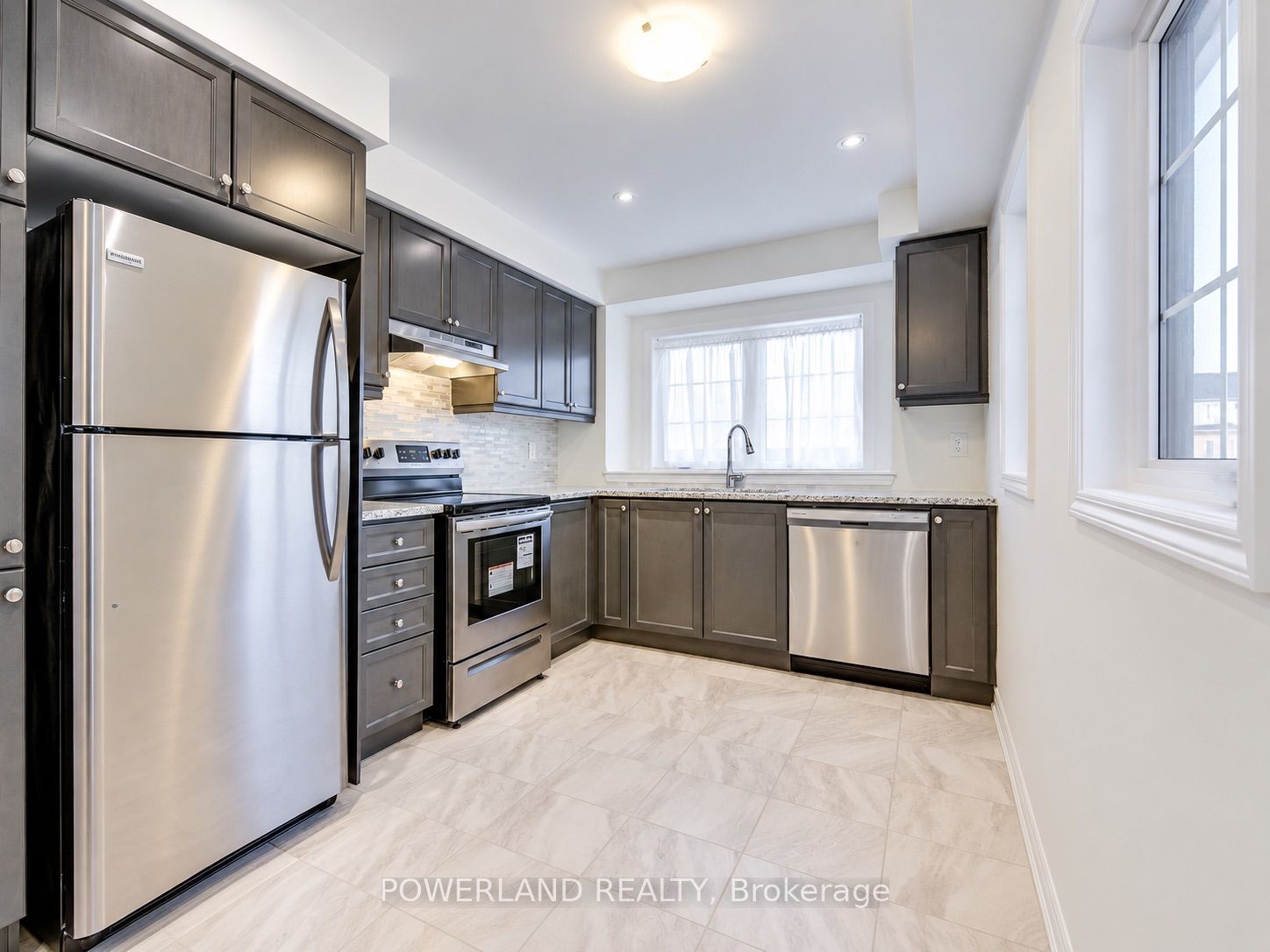 77 Mcalister Avenue Property Photo 8