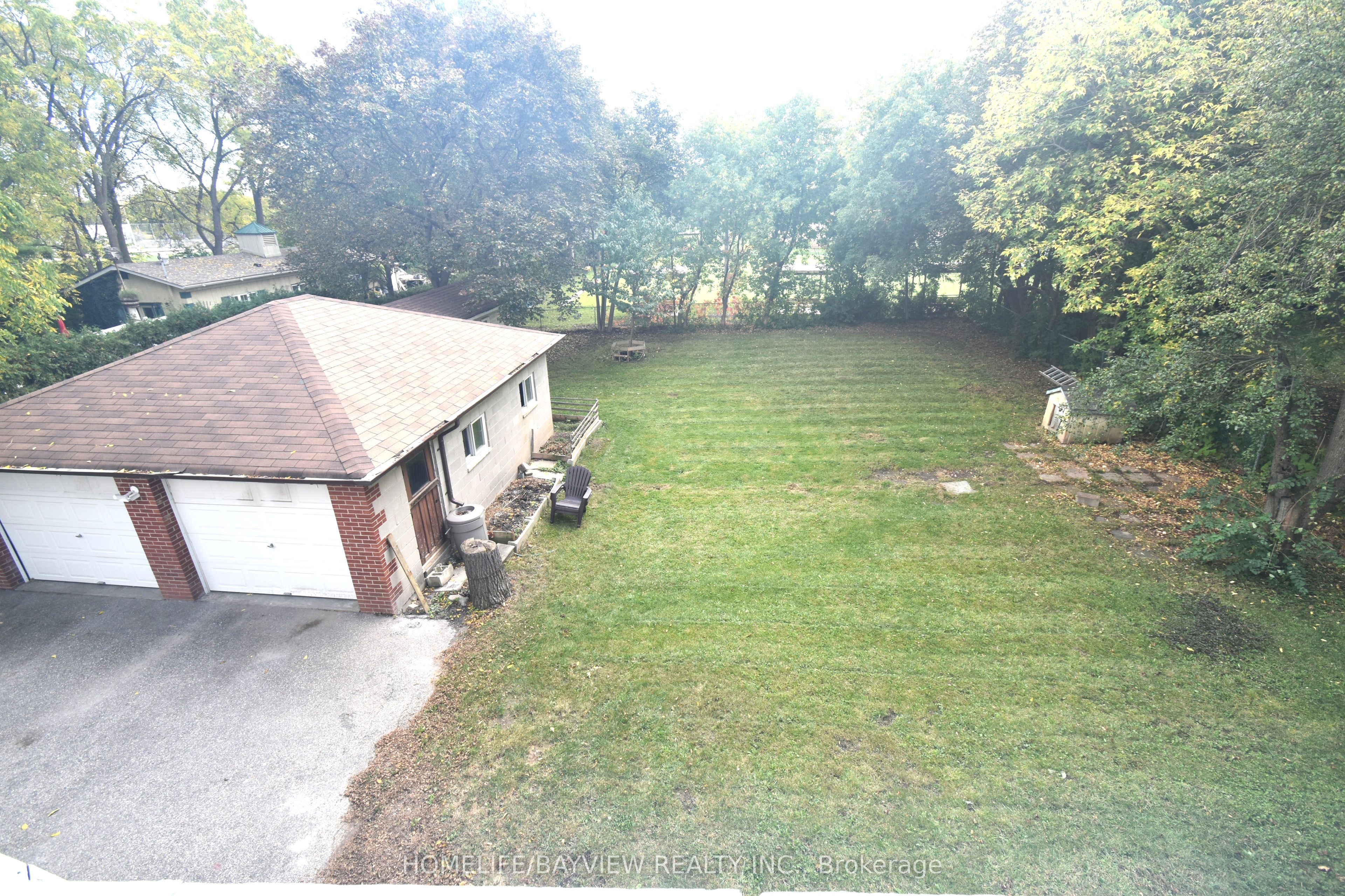 82 Centre Street E Property Photo 27