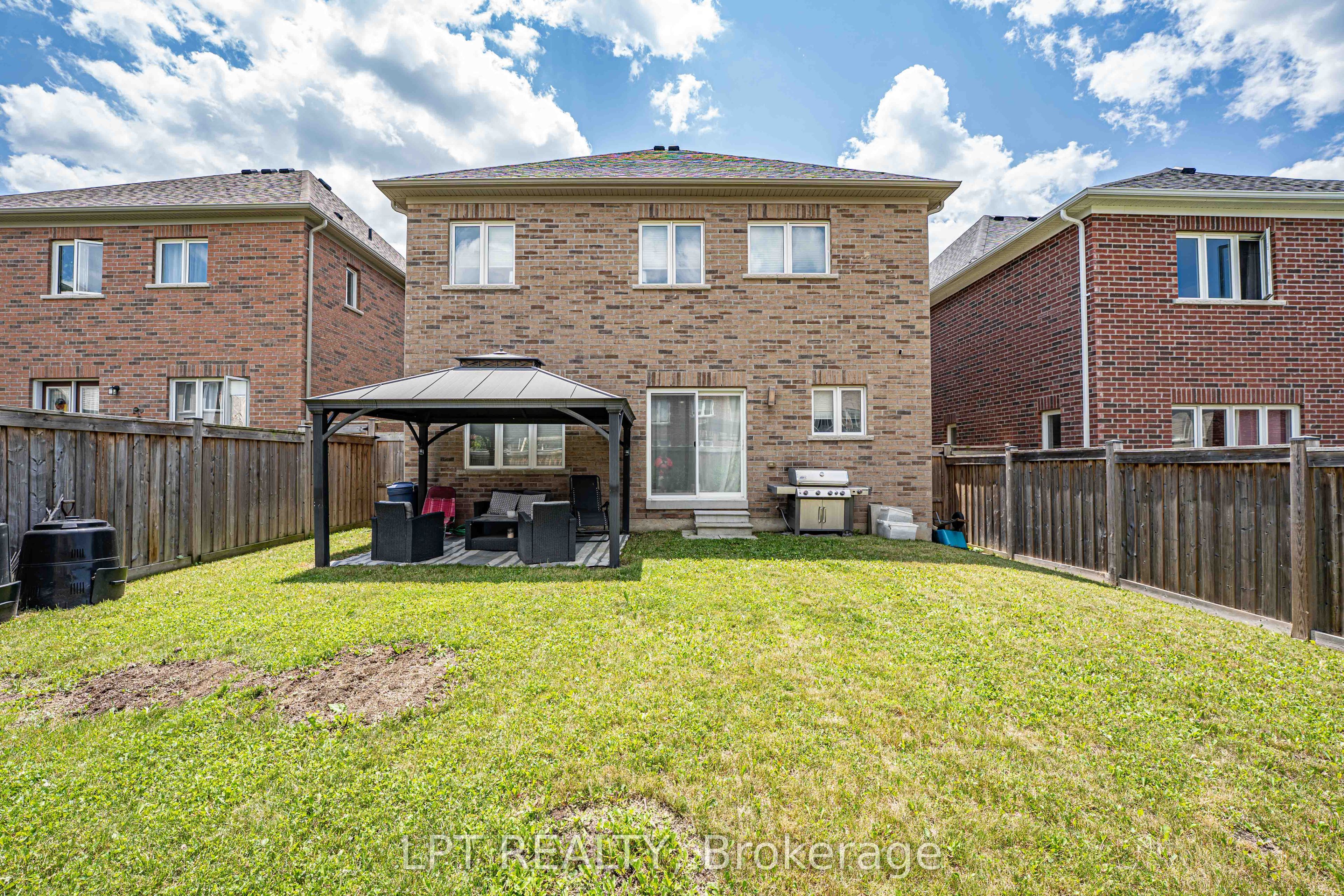 20 Manor Forest Road Property Photo 36
