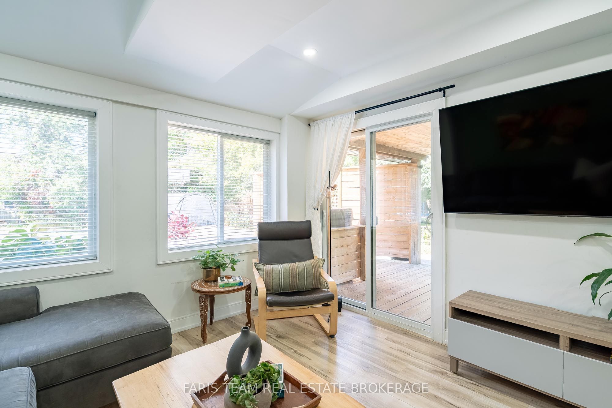 1020 Ewart Street Property Photo 13