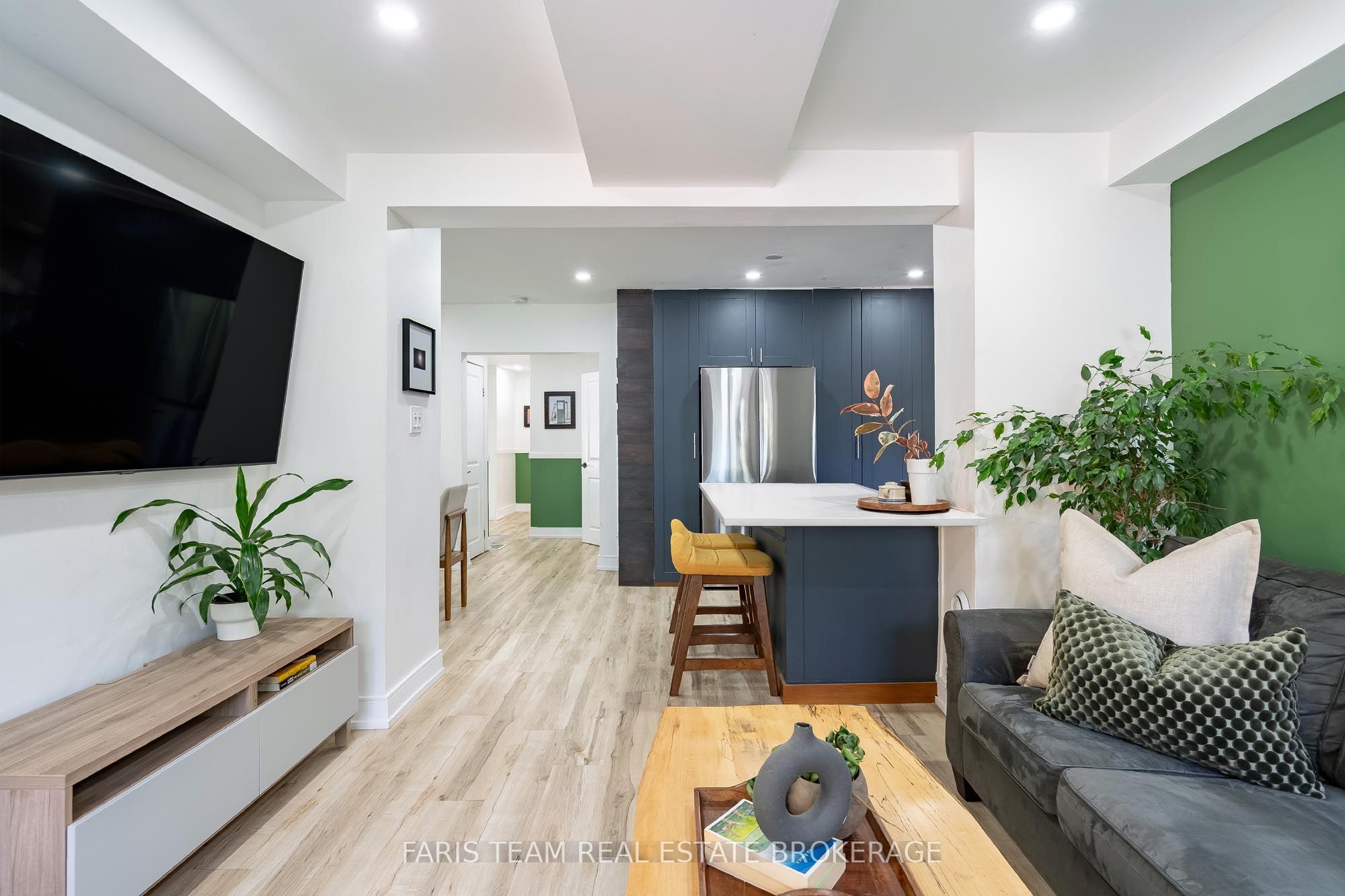 1020 Ewart Street Property Photo 14