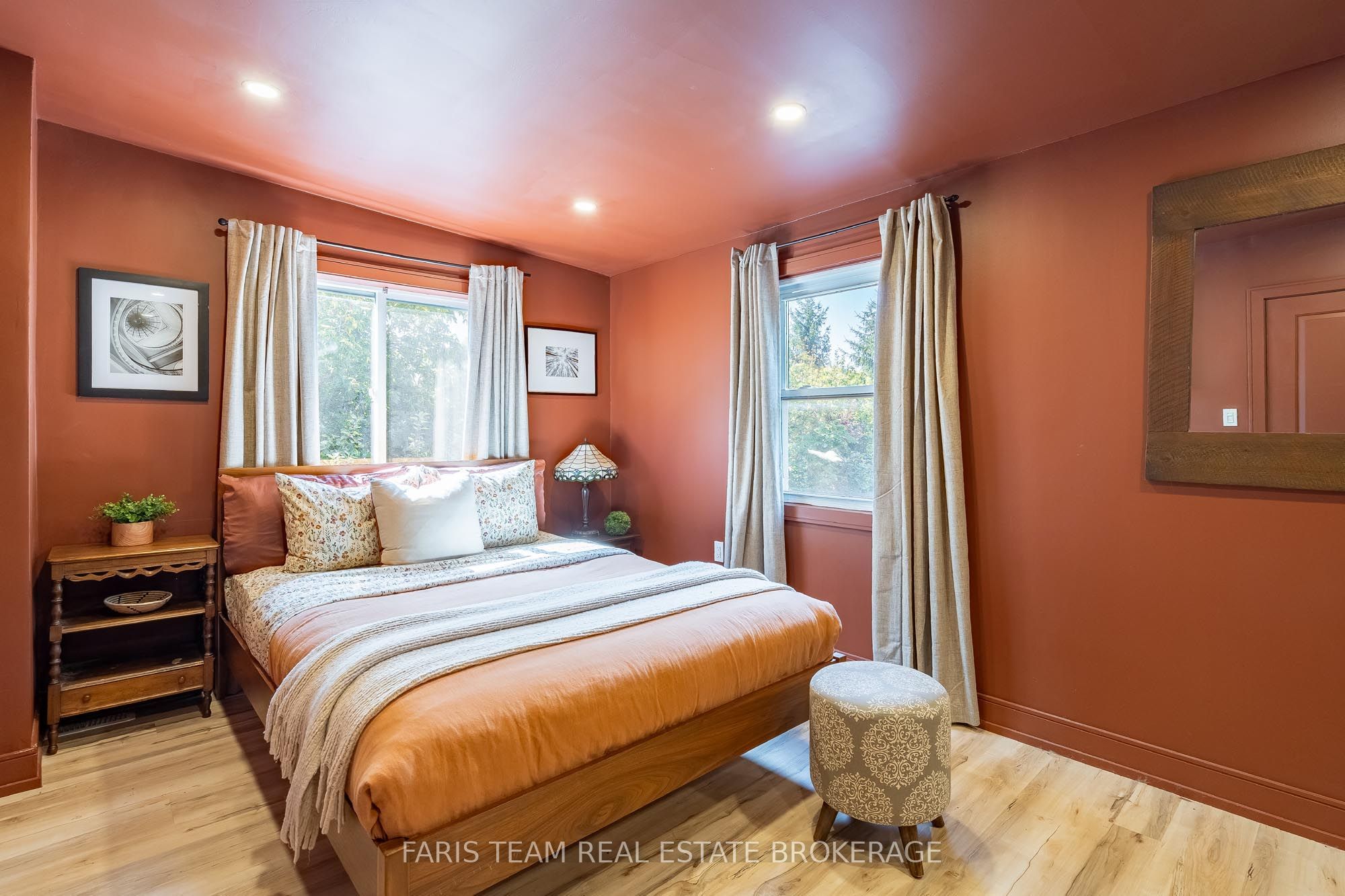 1020 Ewart Street Property Photo 24