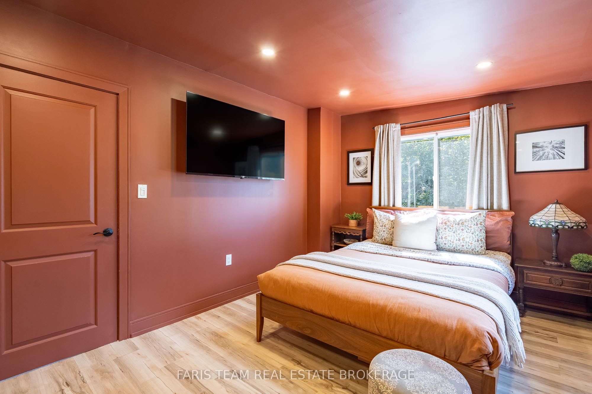 1020 Ewart Street Property Photo 25