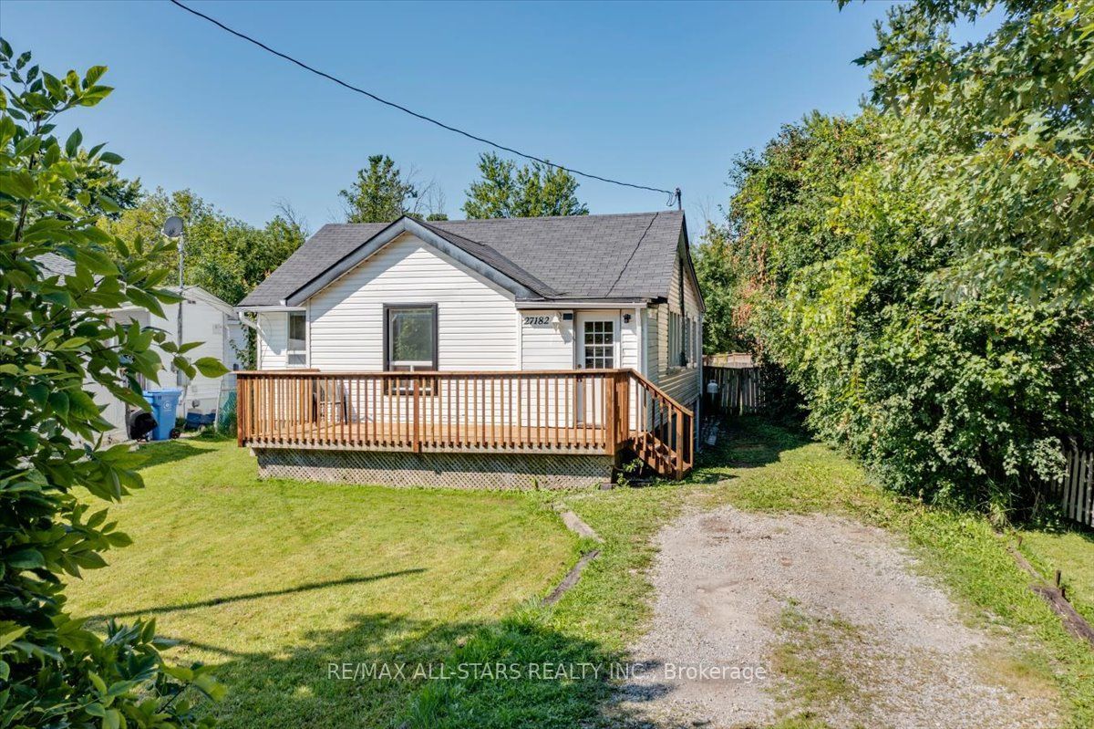 27182 Woodbine Avenue Property Photo 2