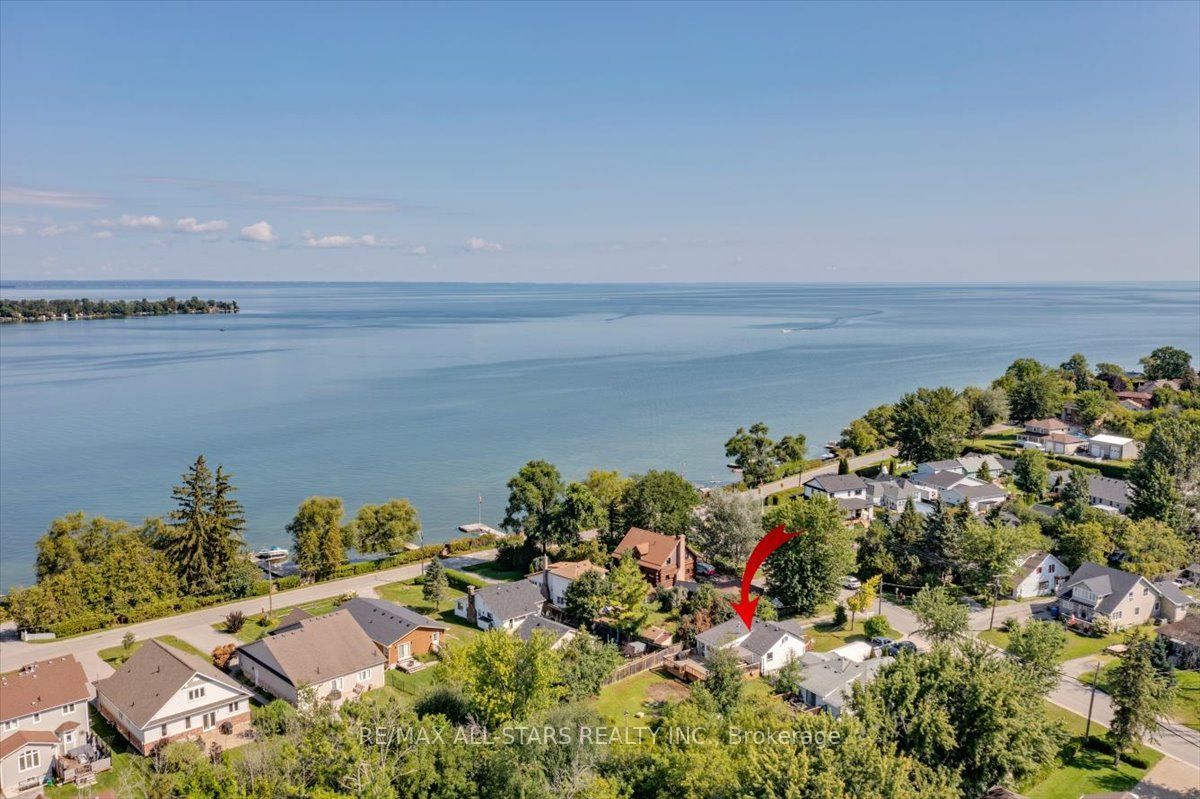27182 Woodbine Avenue Property Photo 29