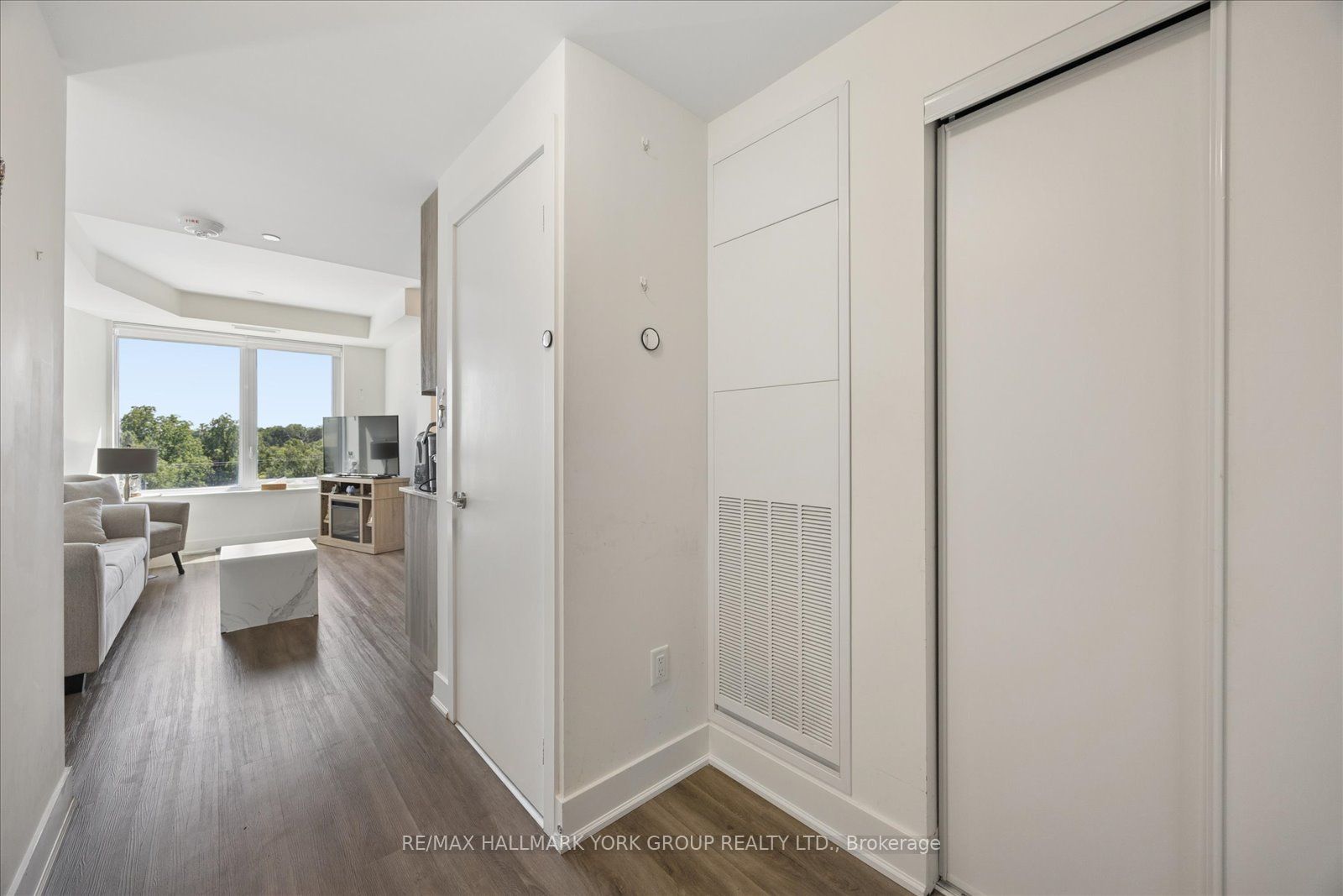 185 Deerfield Road 420 Property Photo 5