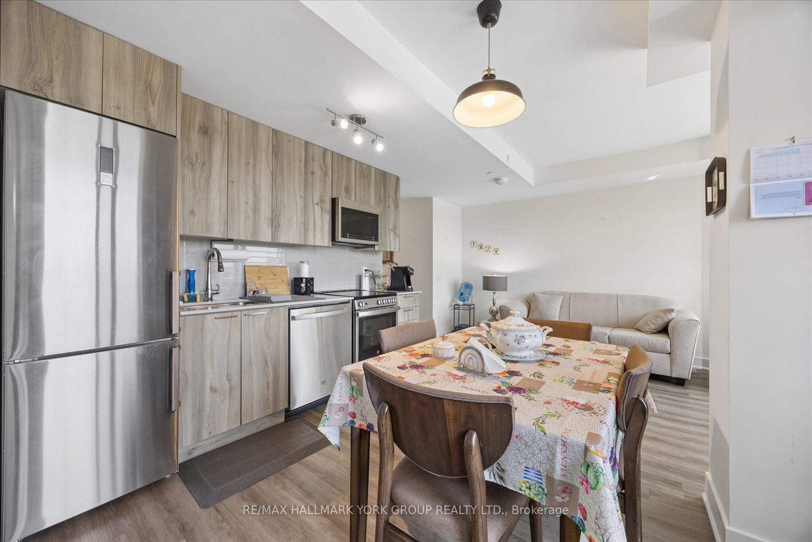 185 Deerfield Road 420 Property Photo 14