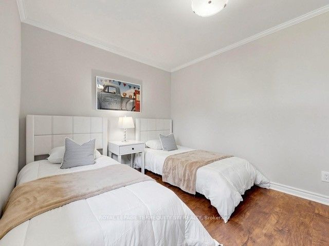 12 Sir Pellias Terrace Property Photo 16