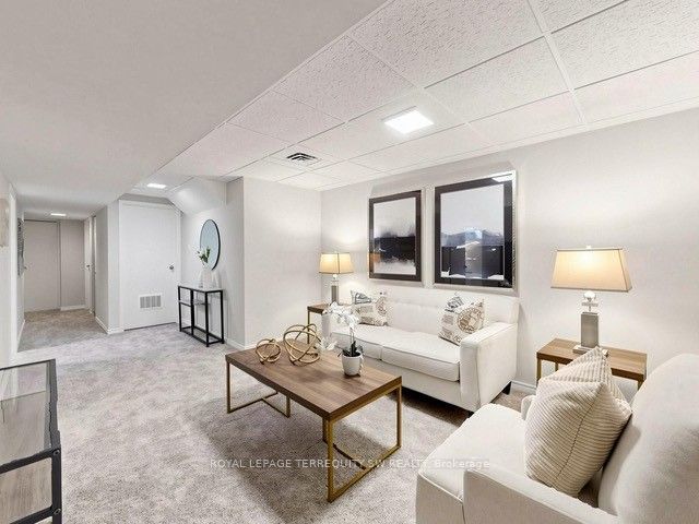 12 Sir Pellias Terrace Property Photo 23