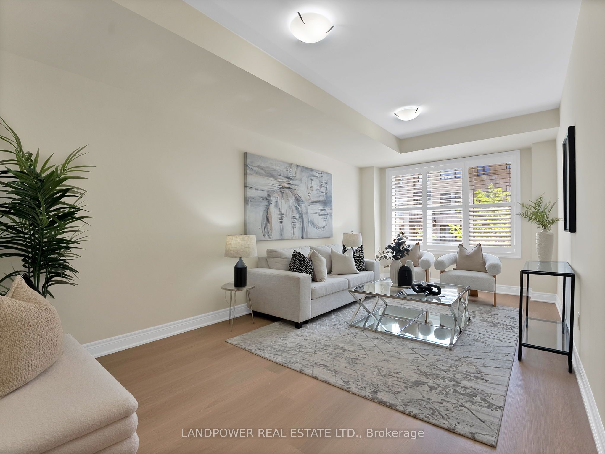 8 Aylin Crescent Property Photo 6