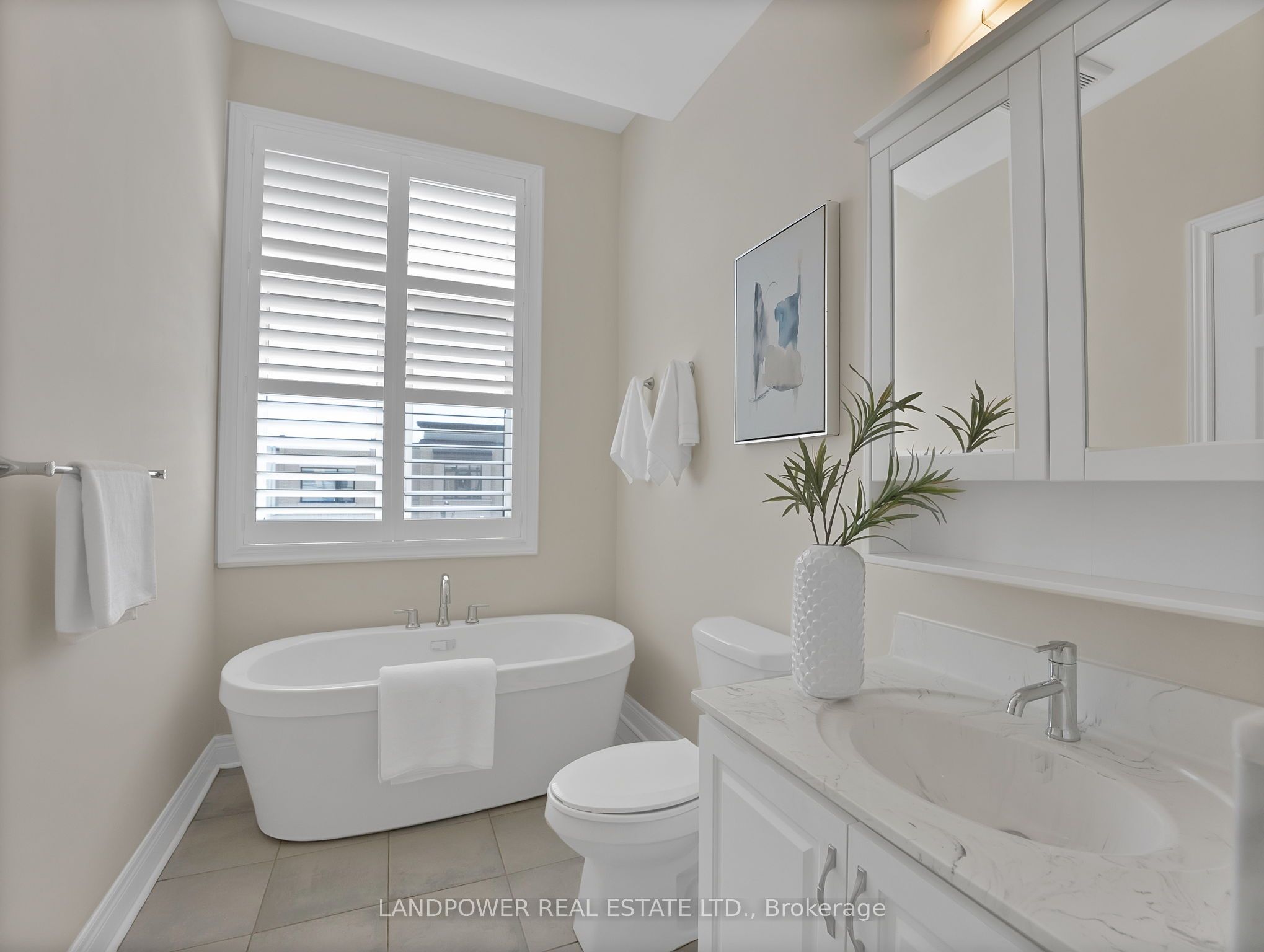8 Aylin Crescent Property Photo 21