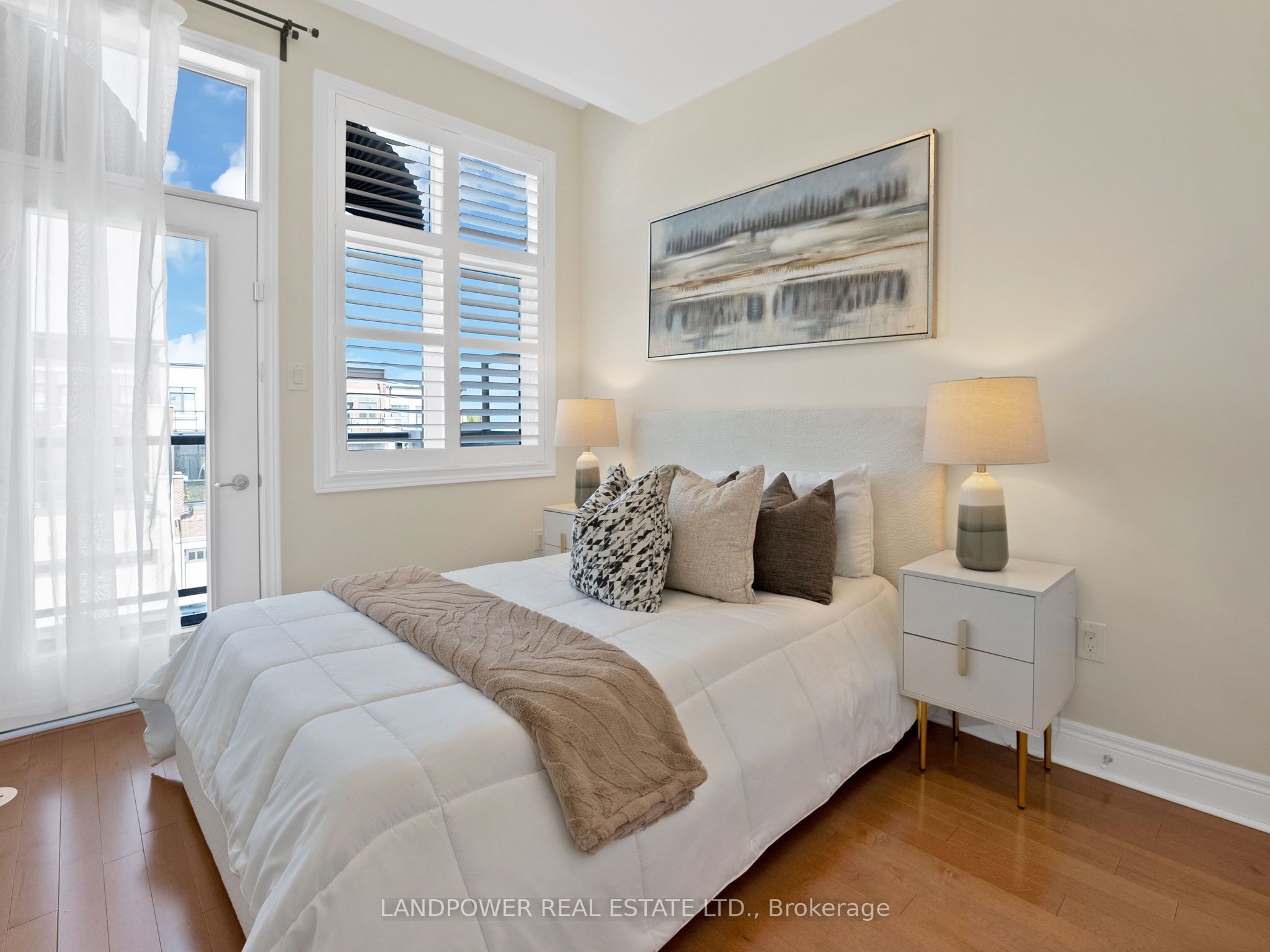8 Aylin Crescent Property Photo 27