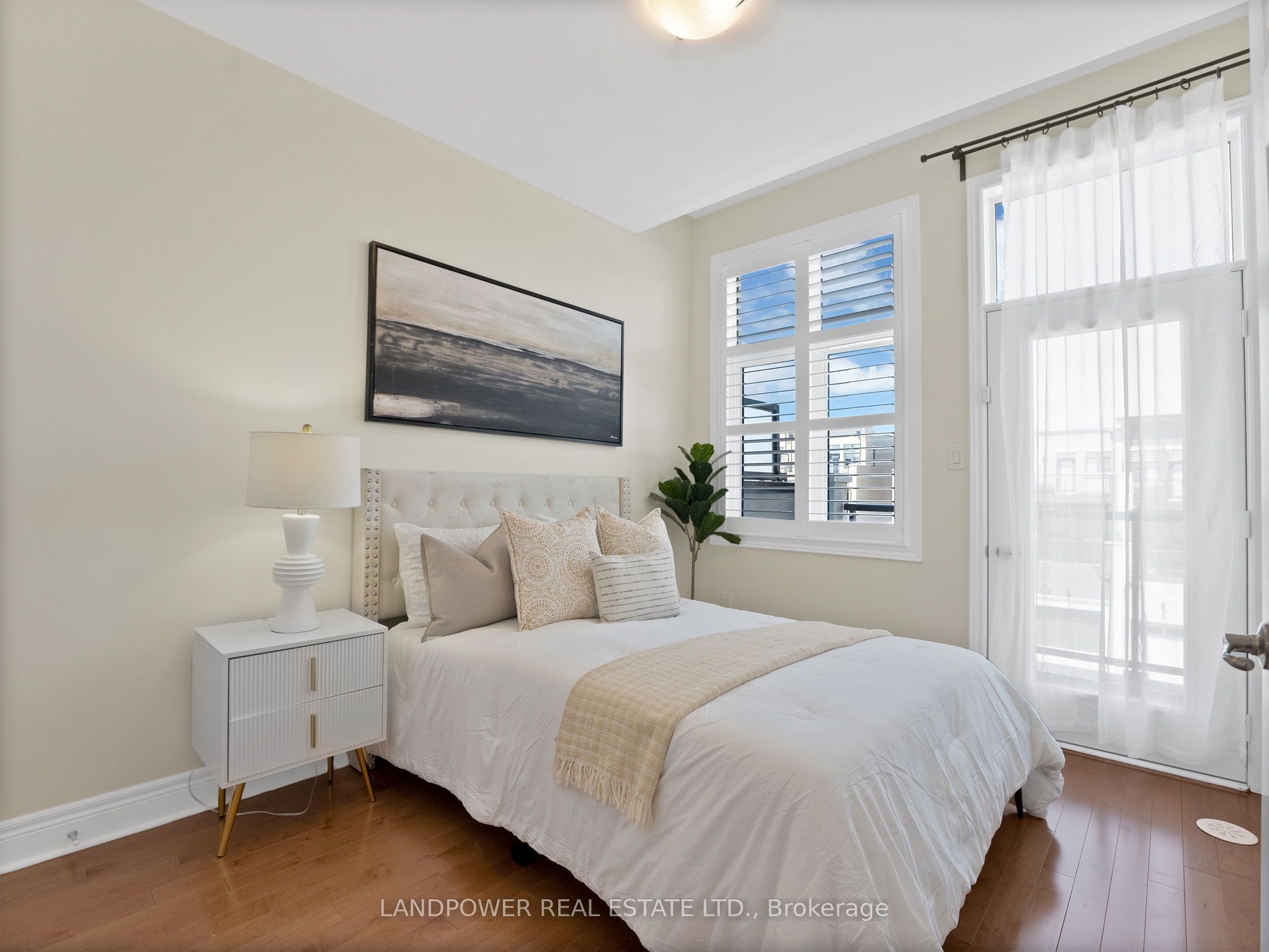 8 Aylin Crescent Property Photo 29