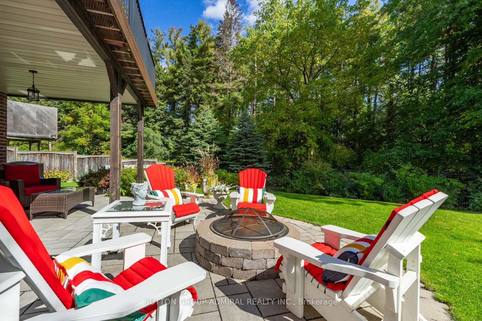 55 Maverick Crescent Property Photo 3