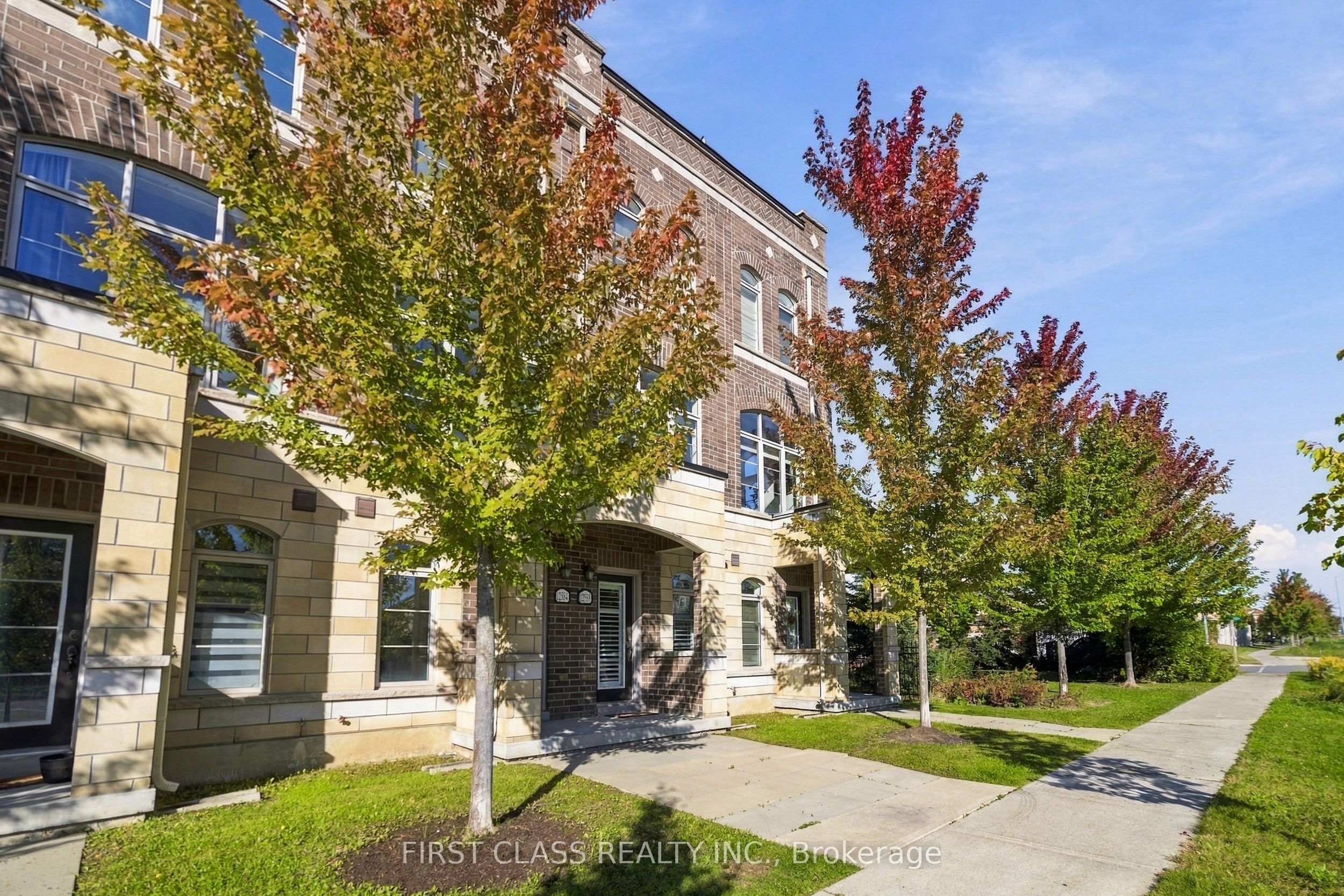 12584 Ninth Line Property Photo 4