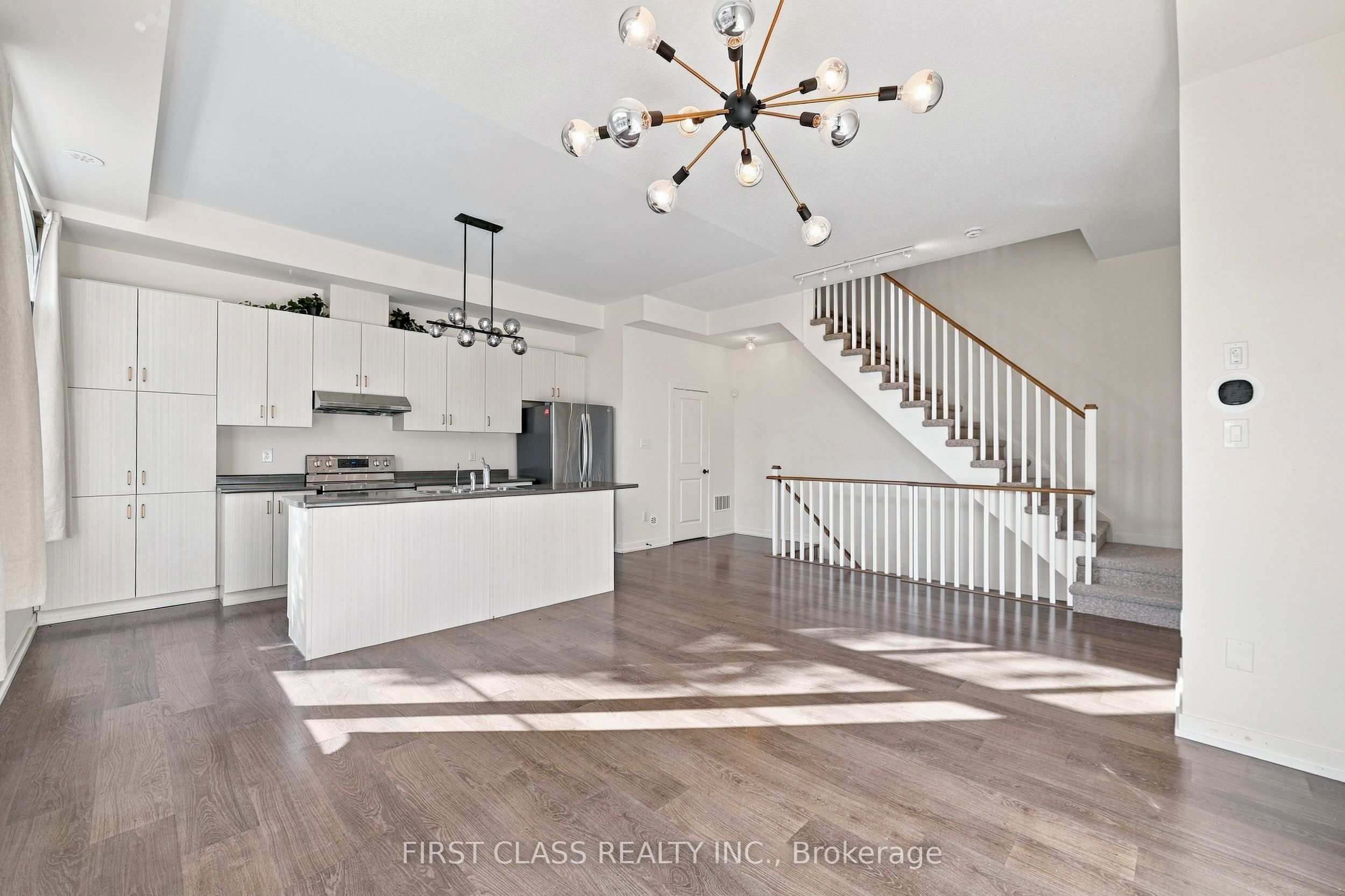 12584 Ninth Line Property Photo 16