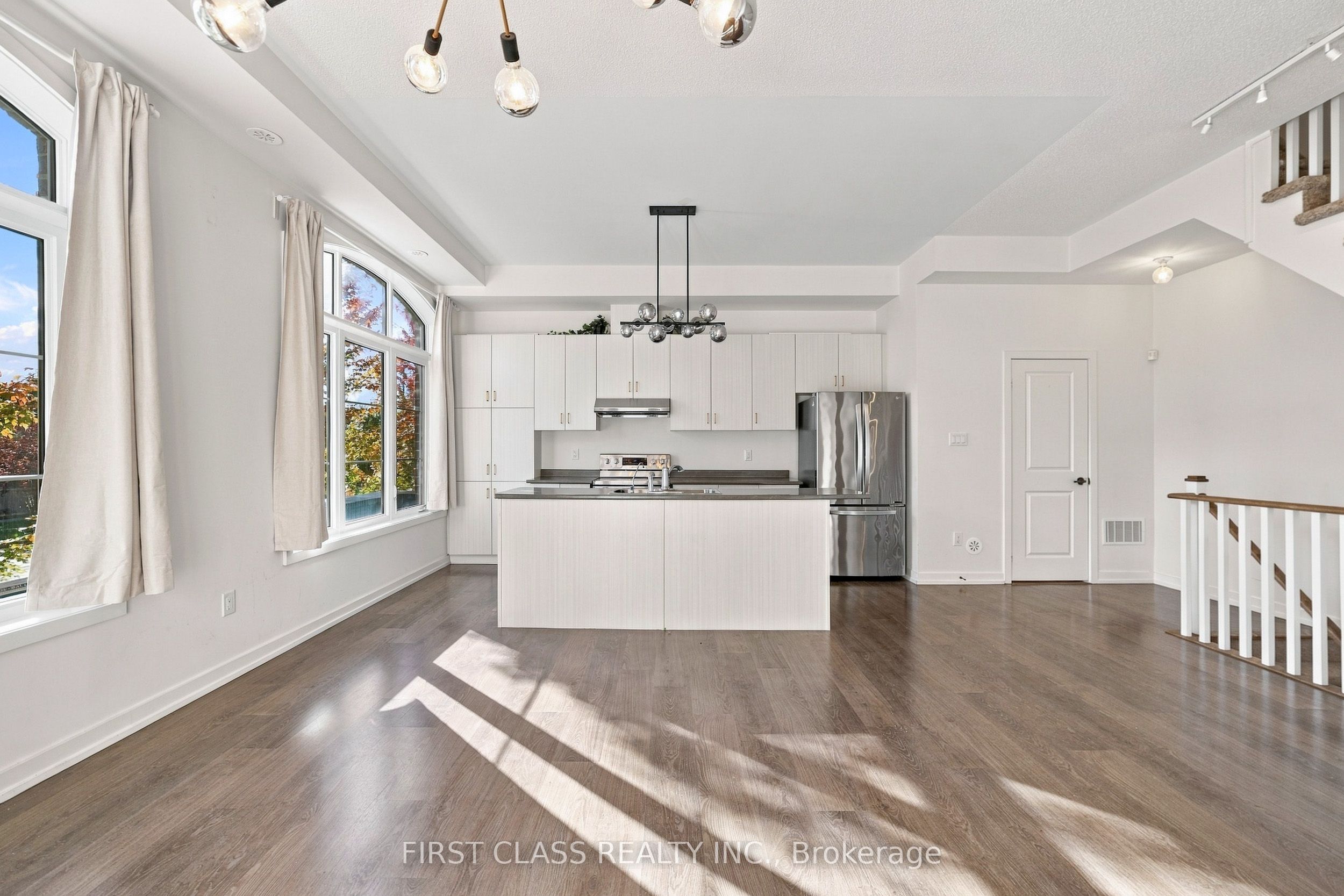 12584 Ninth Line Property Photo 17